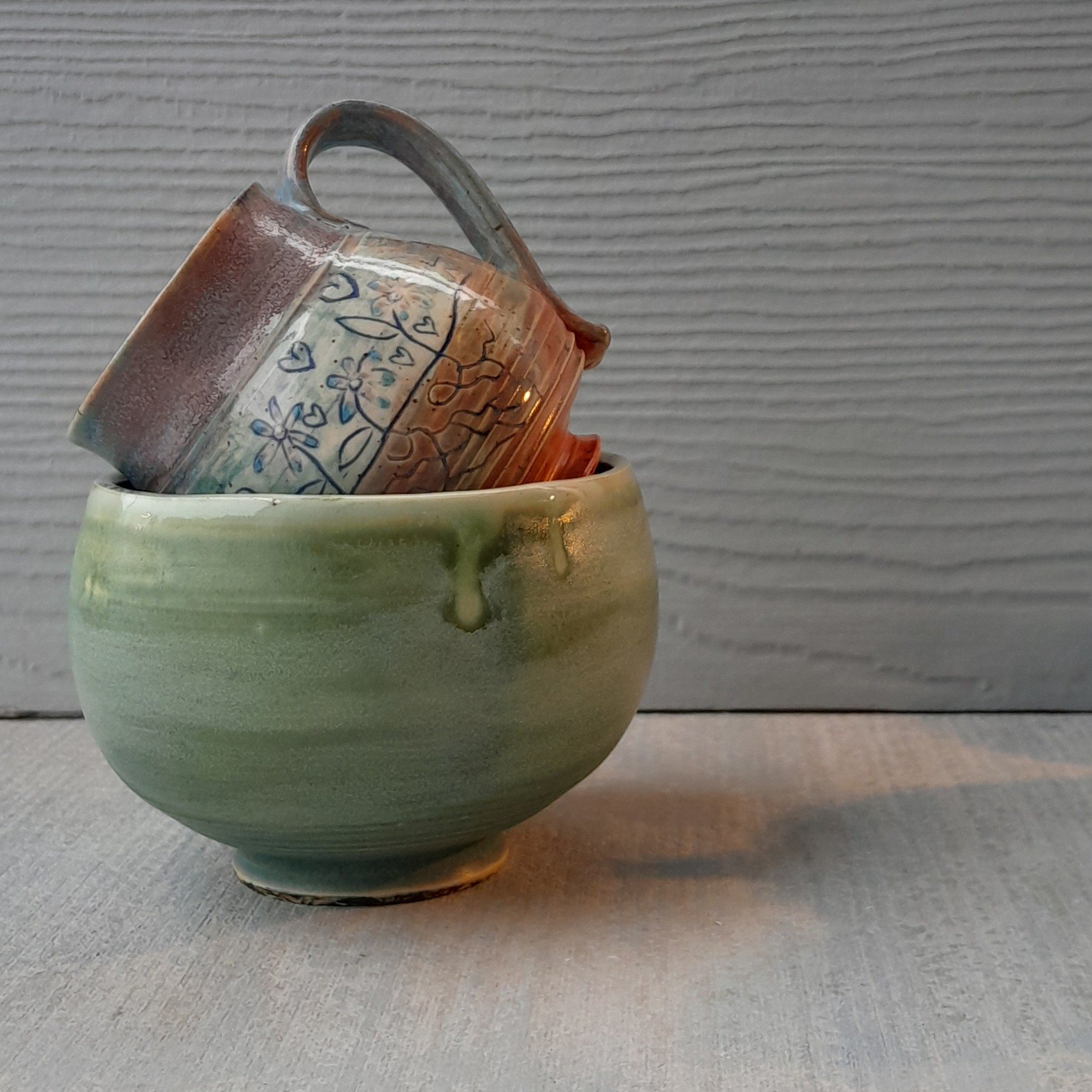 Kay Rhebergen, potter  |  Kay Rhebergen is a potter creating functional and decorative ceramics inspired by natural forms and everyday rituals. Working primarily on the wheel, she crafts pieces that balance simplicity, texture, and durability. Her wo