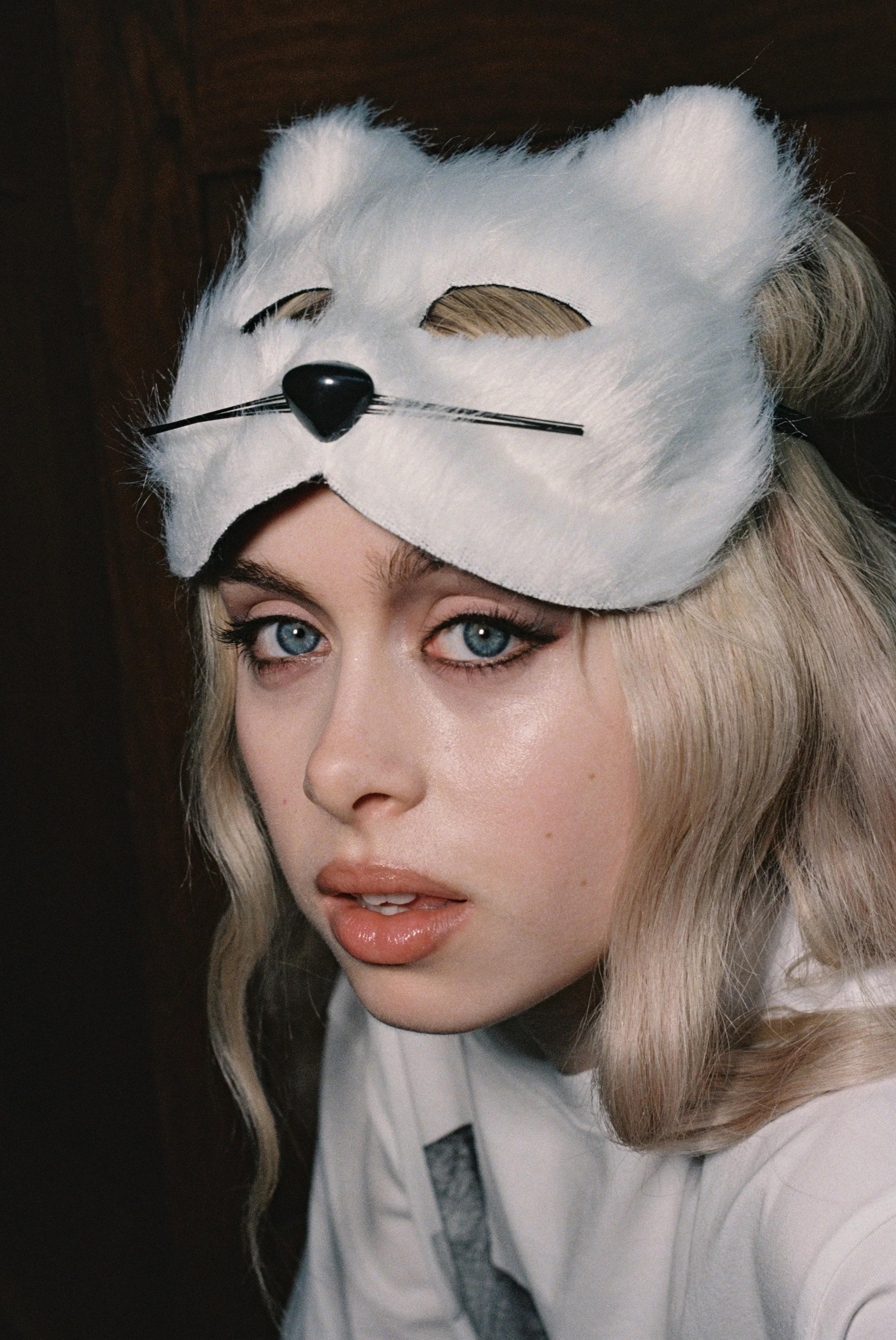erin lecount music photoshoot feature editorial lewis vorn polyesterzine polyester zine magazine
