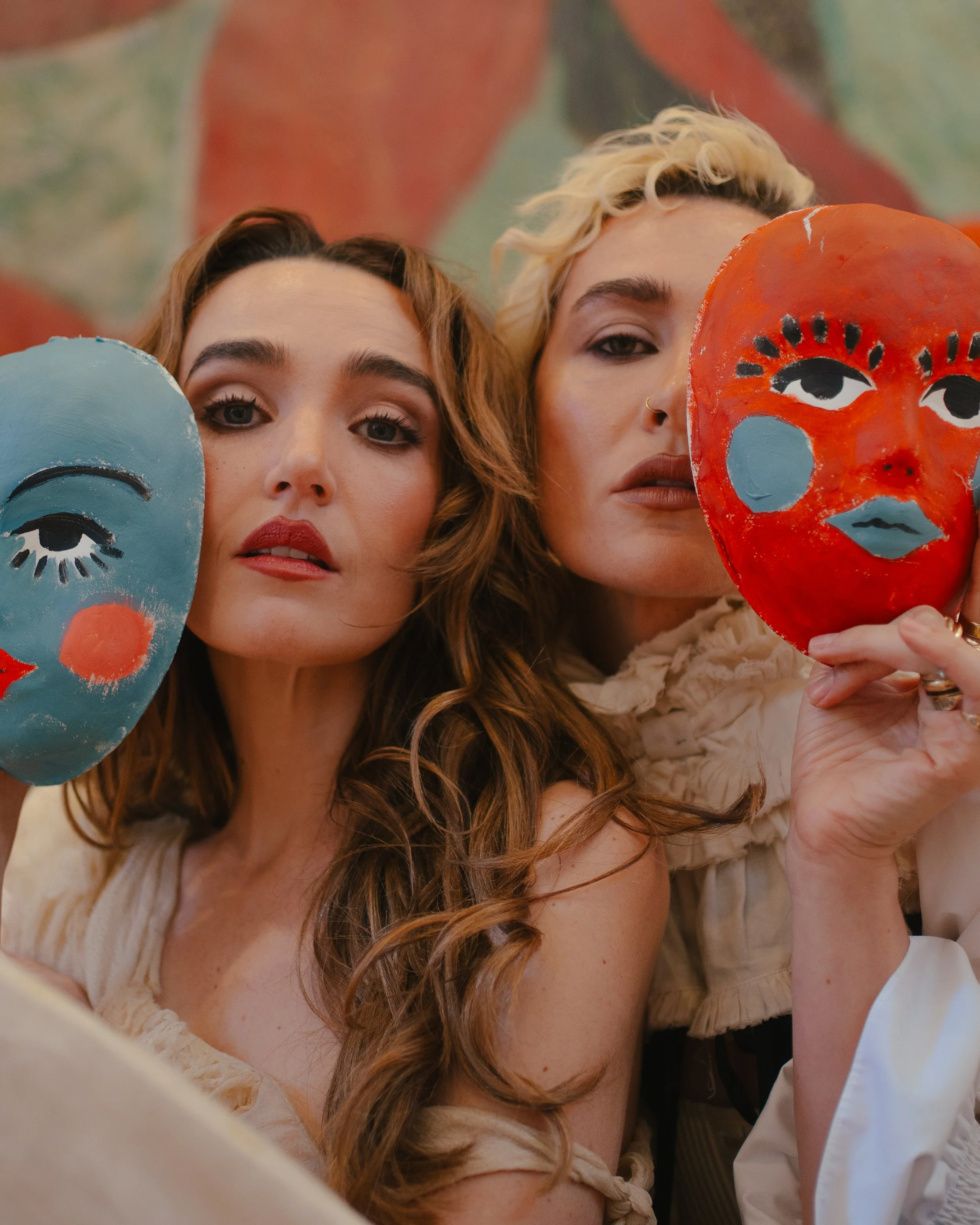 Exclusive Preview: Emma and Chloe Fineman for The Besties Issue