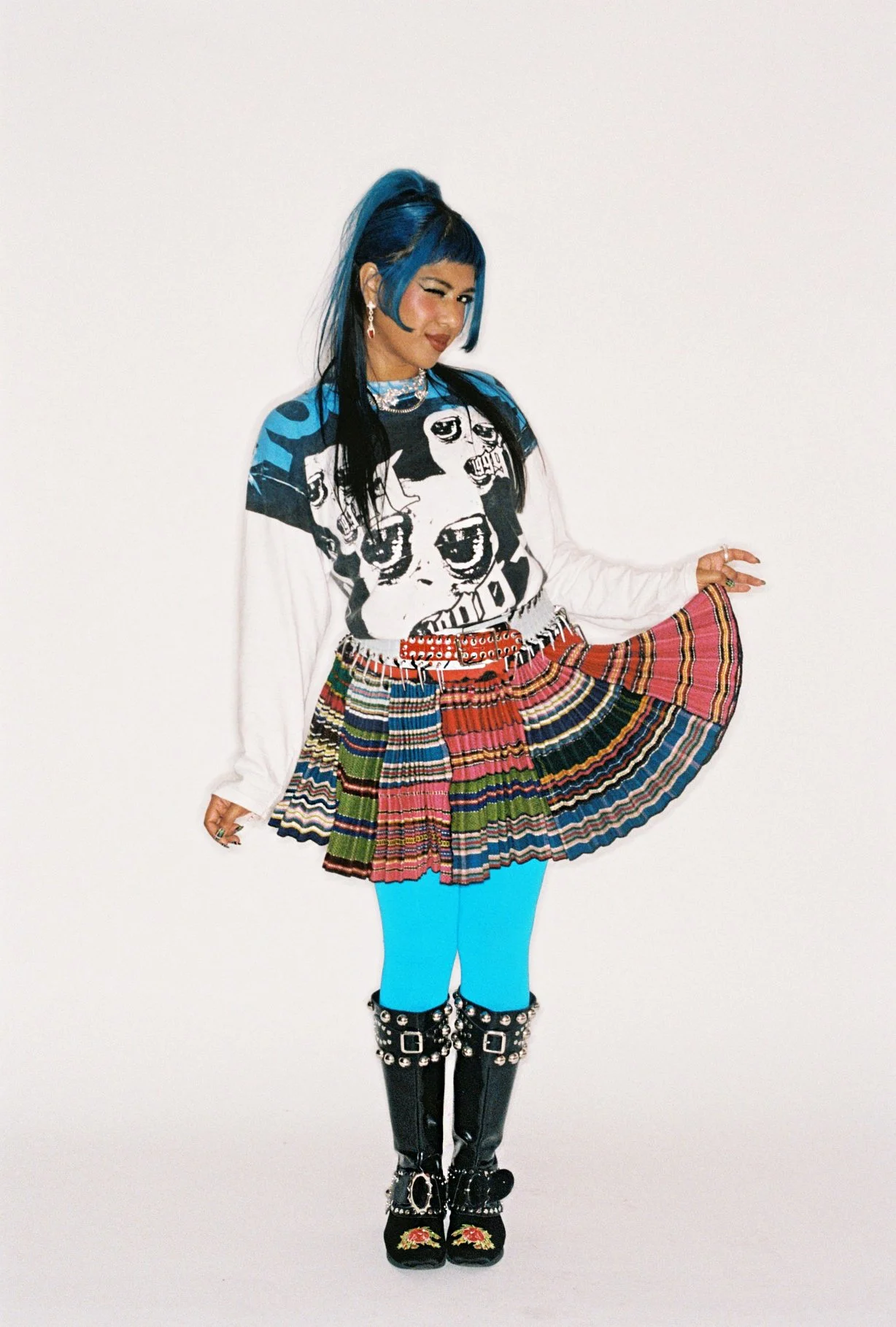 Ecca Vandal Lewis Vorn Gina Tonic looking for people to unfollow polyesterzine polyestermagazine polyester zine magazine editorial singer songwriter interview Chopova Lowena