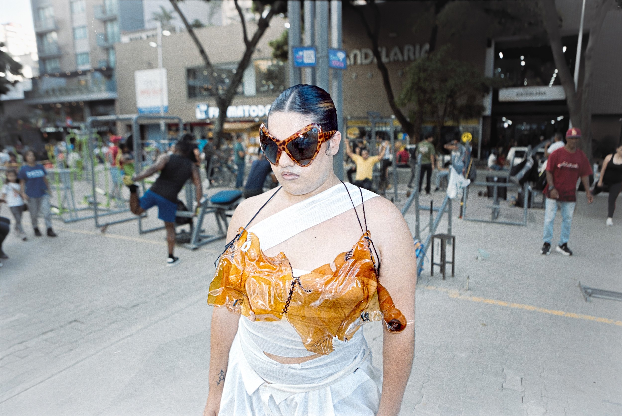 Carmela Wallis Queen K Santiago Méndez photography editorial south american fashion editorial trans artist feminism magazine polyestermagazin polyesterzine polyester zine DJ musician new music