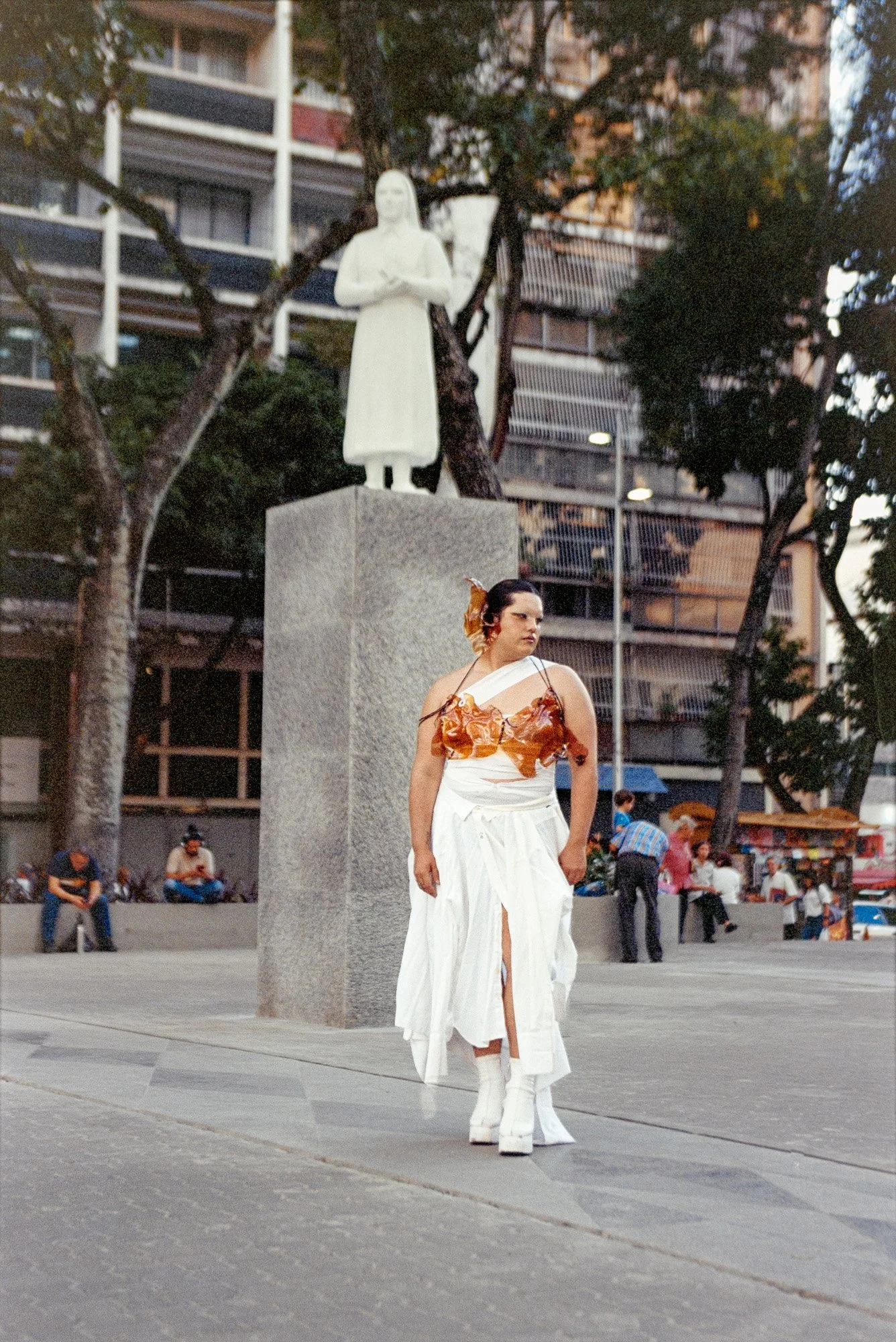 Carmela Wallis Queen K Santiago Méndez photography editorial south american fashion editorial trans artist feminism magazine polyestermagazin polyesterzine polyester zine DJ musician new music