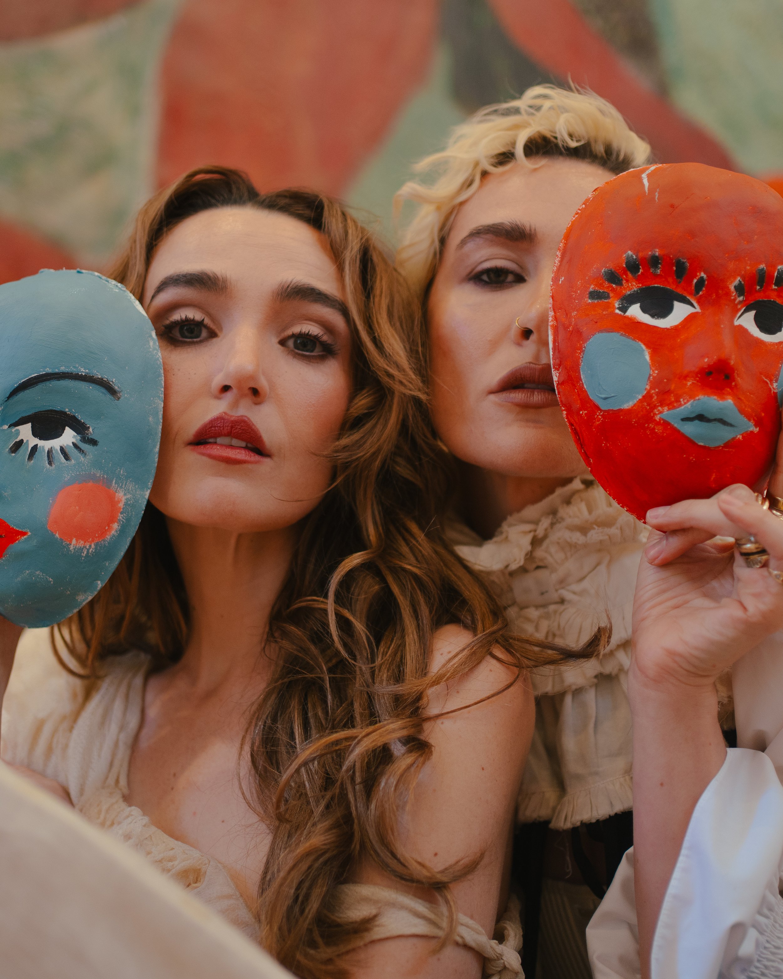 polyesterzine polyester zine lauren tepfer s.ilver polyestermagazine emma fineman chloe fineman nyc london artist saturday night live SNL Alexander Berggruen Gallery