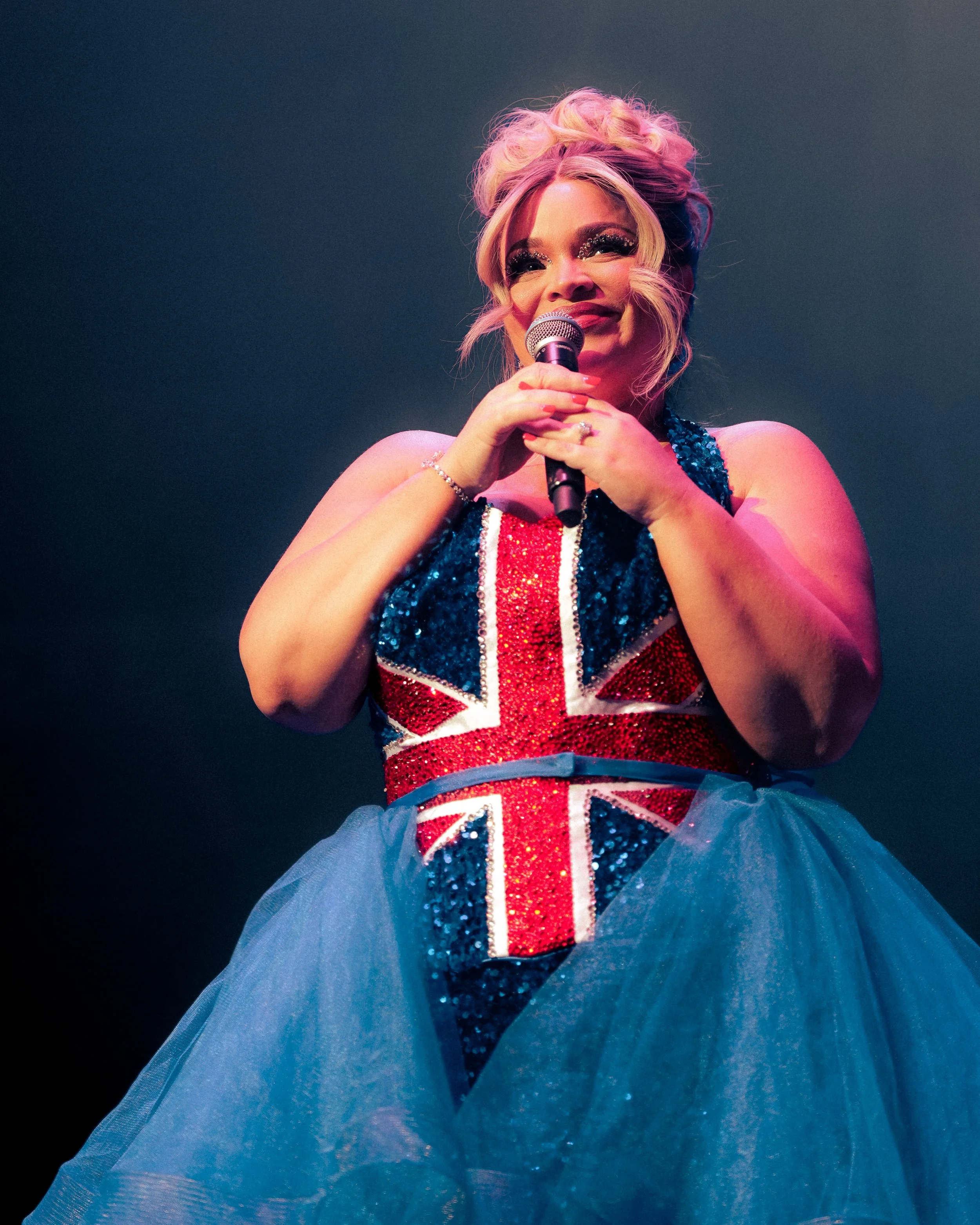 Jenny Arrowsmith photo polyesterzine polyester zine polyester magazine polyestermagazine youtube trisha paytas trishapaytas live photography royal albert hall