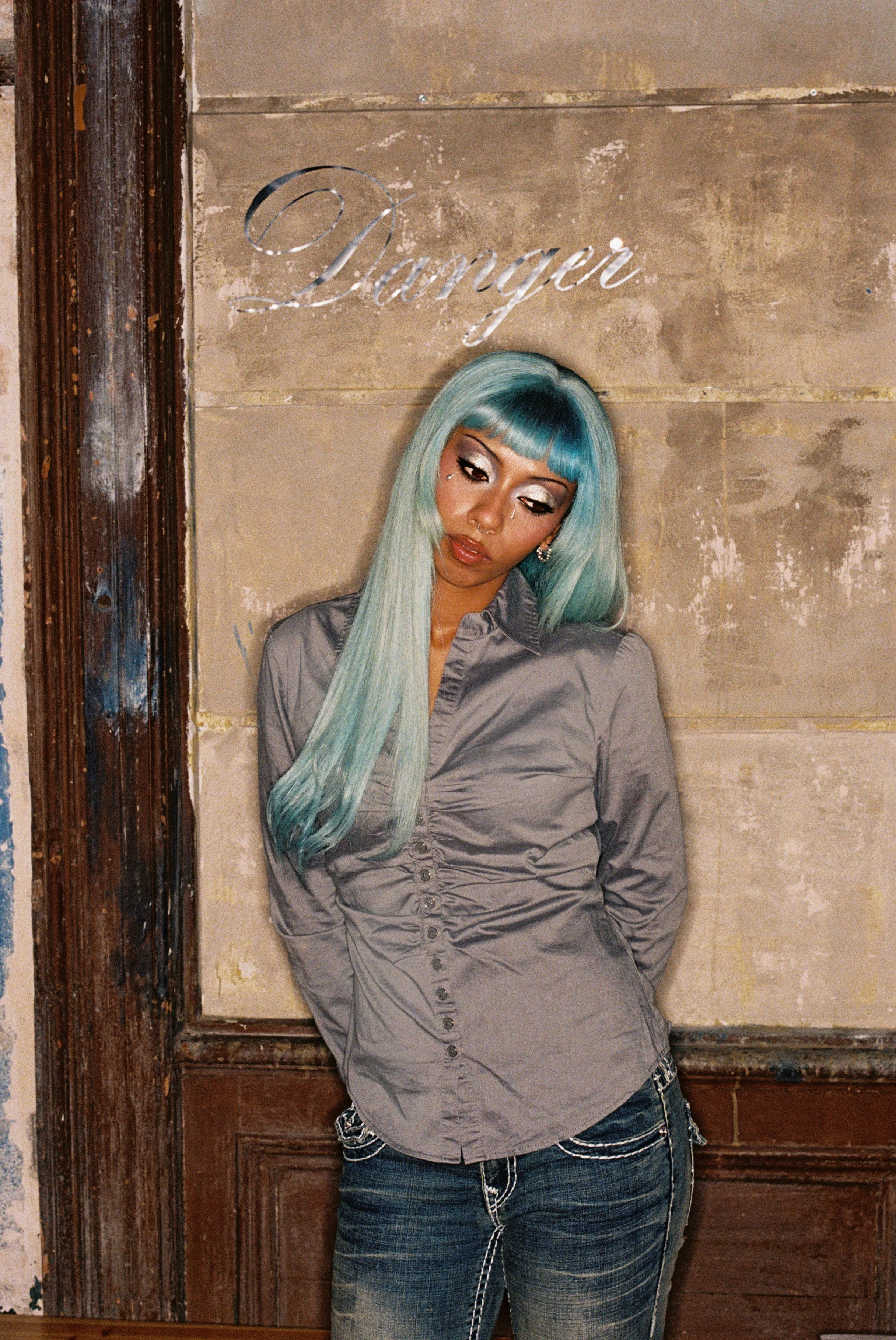 nia archives emotional junglist polyesterzine polyester zine cover feature print lewis vorn