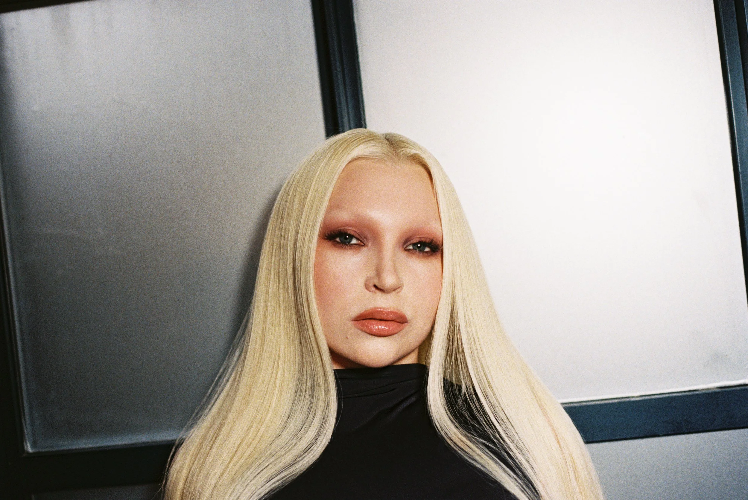 cobrah good puss brand new bitch music musician sweden swedish torn lewis vorn fat anna wintour anastasia vartanian photoshoot editorial blonde singer queer icon