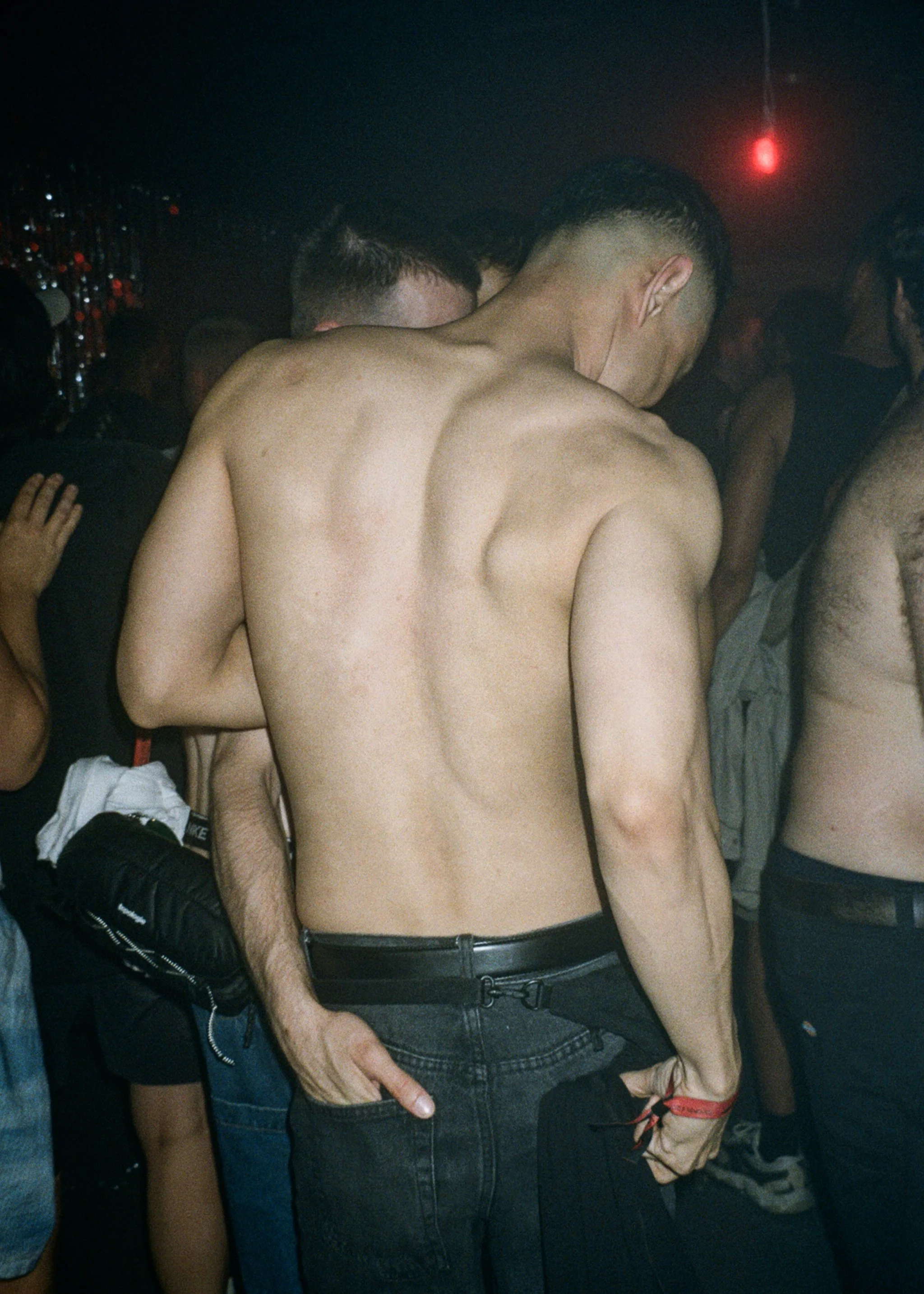 polyesterzine polyester zine polyestermagazine robyn afterparty queer nightlight smut press smutpress london queer party parties LGBTQ