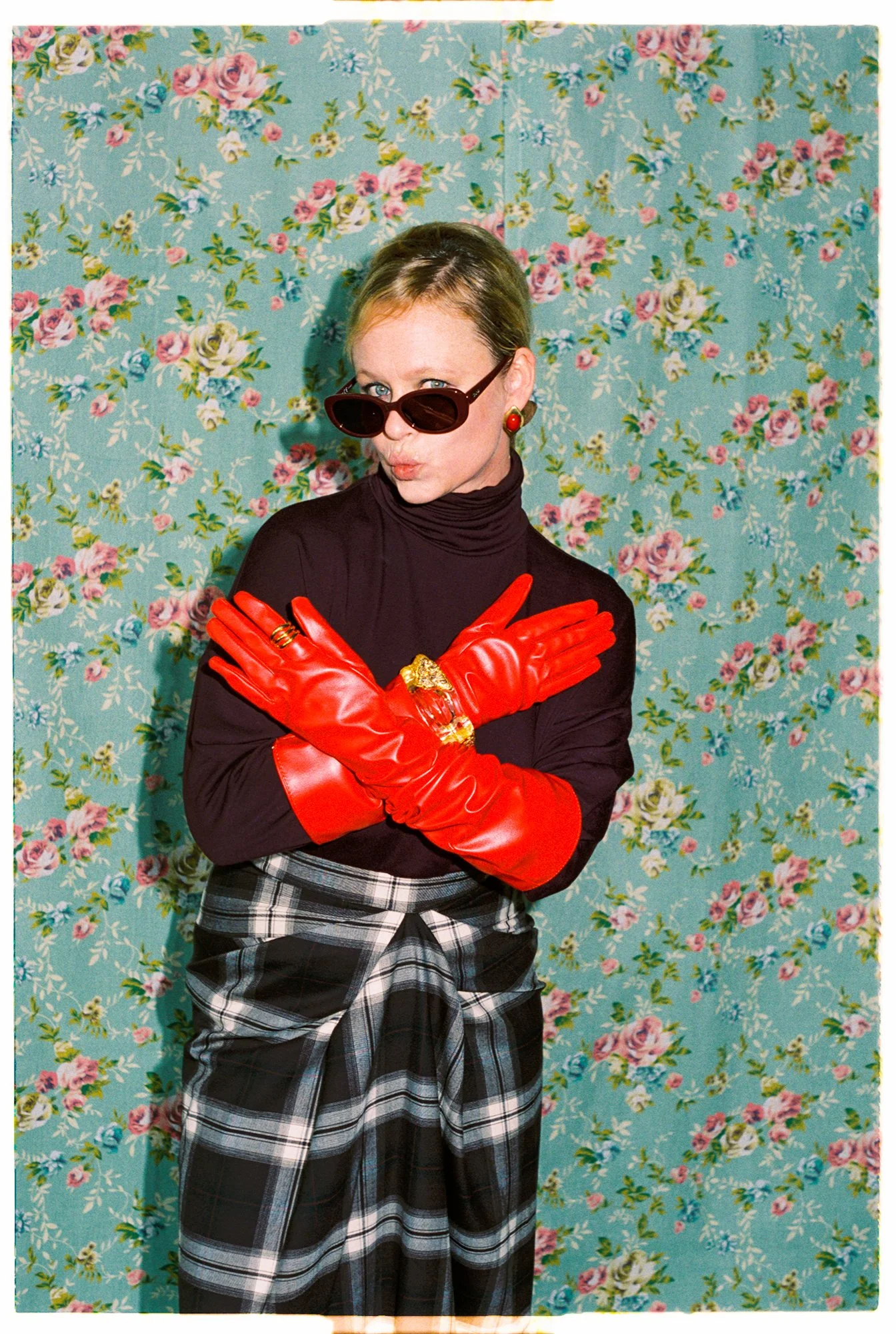 thora birch enid coleslaw ghost world the chronology of water kristen stewart polyesterzine polyester zine maya fuhr hannah ewens feature story editorial interview new american beauty hocus pocus