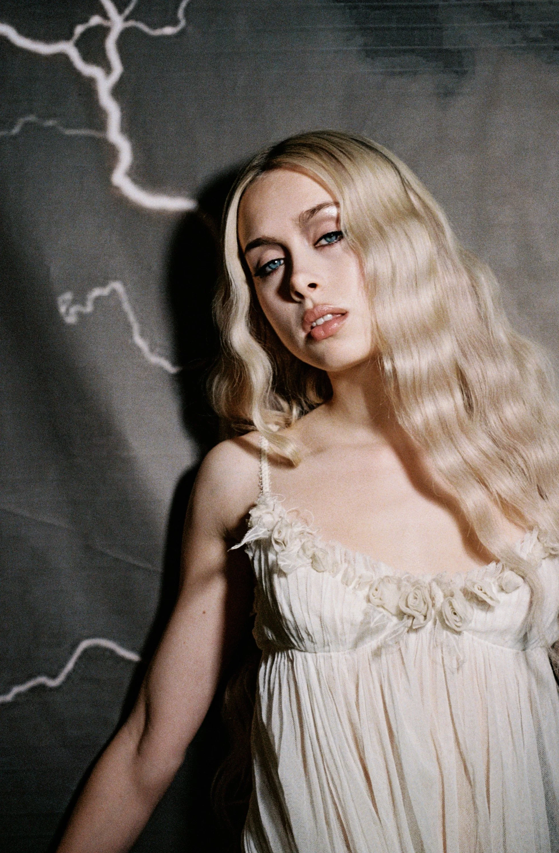 erin lecount music photoshoot feature editorial lewis vorn polyesterzine polyester zine magazine
