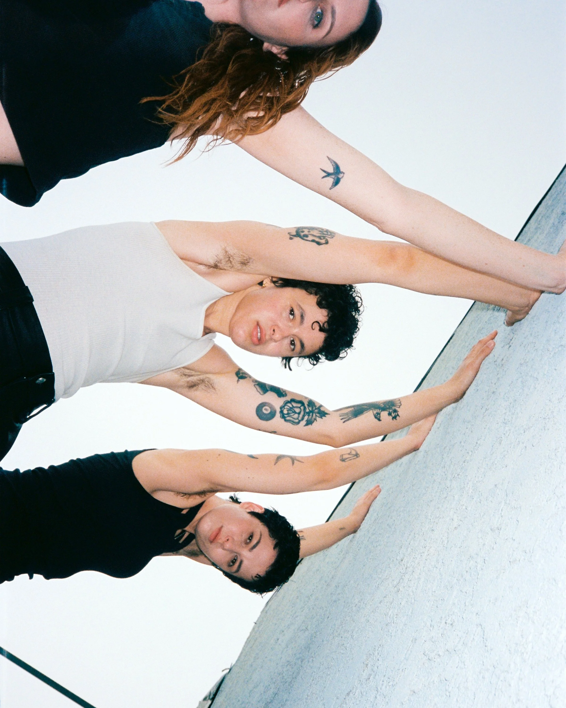 muna polyester cover 2026 dancing on the wall