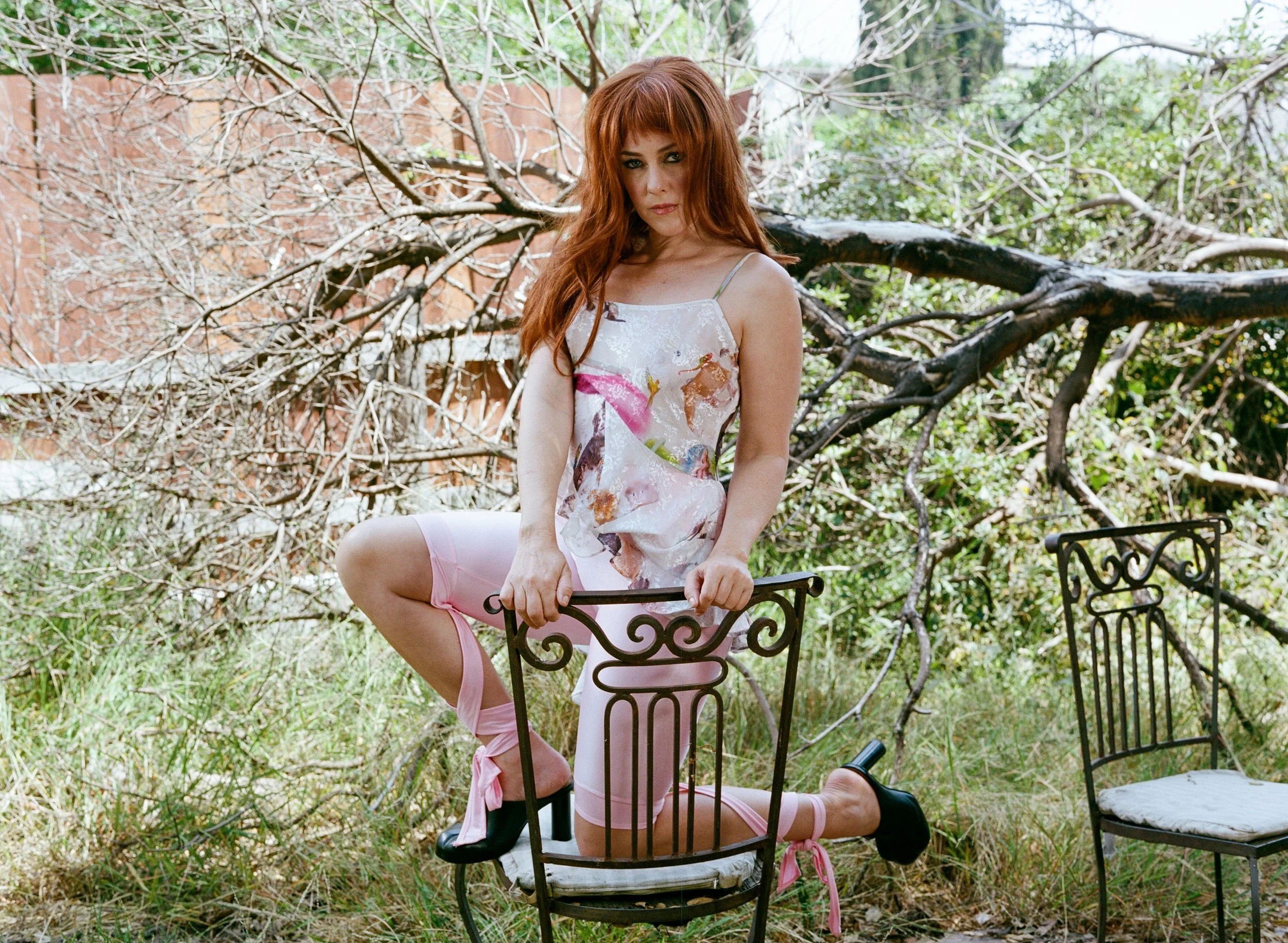 Jena Malone Gina Tonic Polyesterzine polyester zine polyestermagazine magazine hunger games sabrina halle miller interview editorial donnie darko actress filmmaking