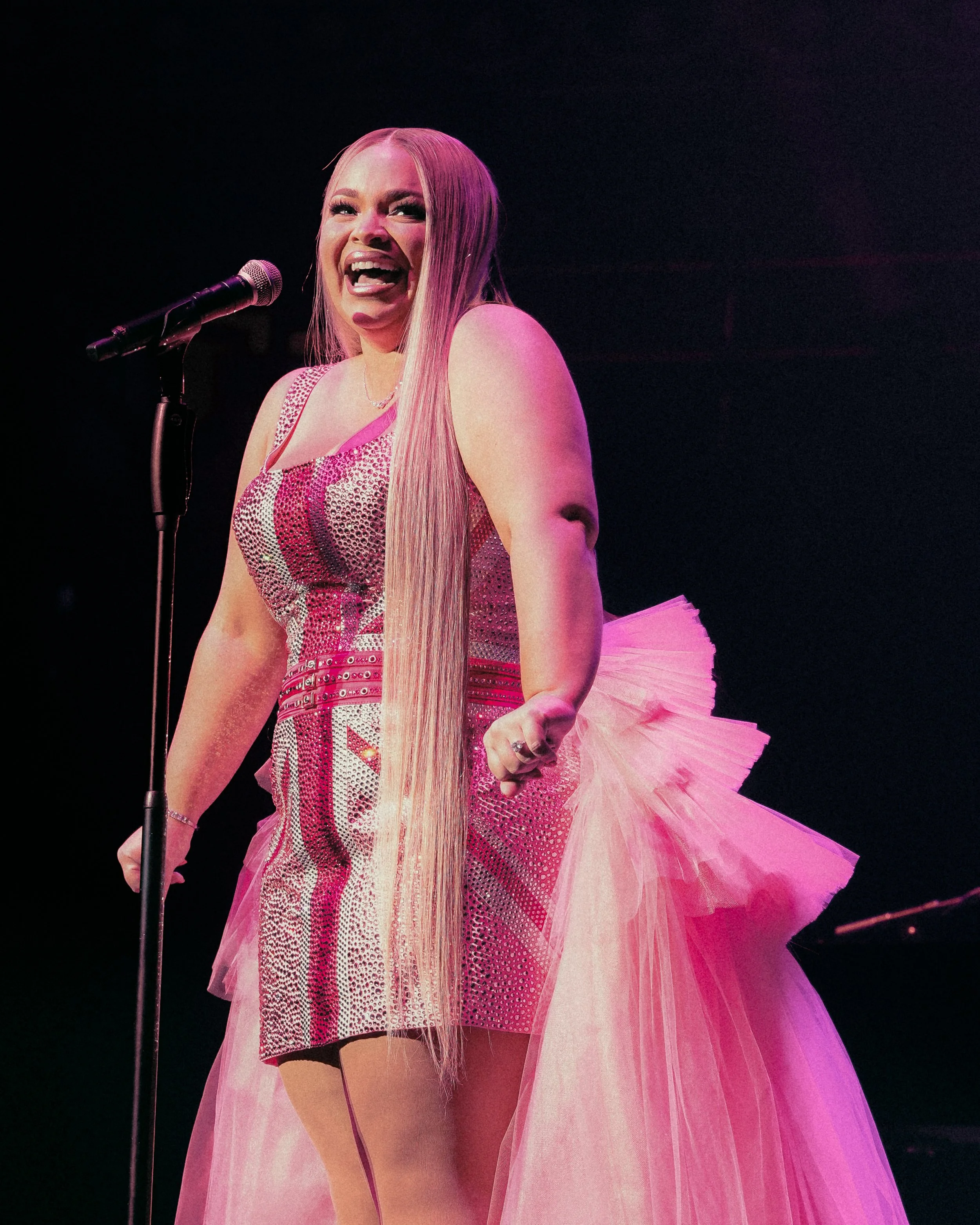 Jenny Arrowsmith photo polyesterzine polyester zine polyester magazine polyestermagazine youtube trisha paytas trishapaytas live photography royal albert hall