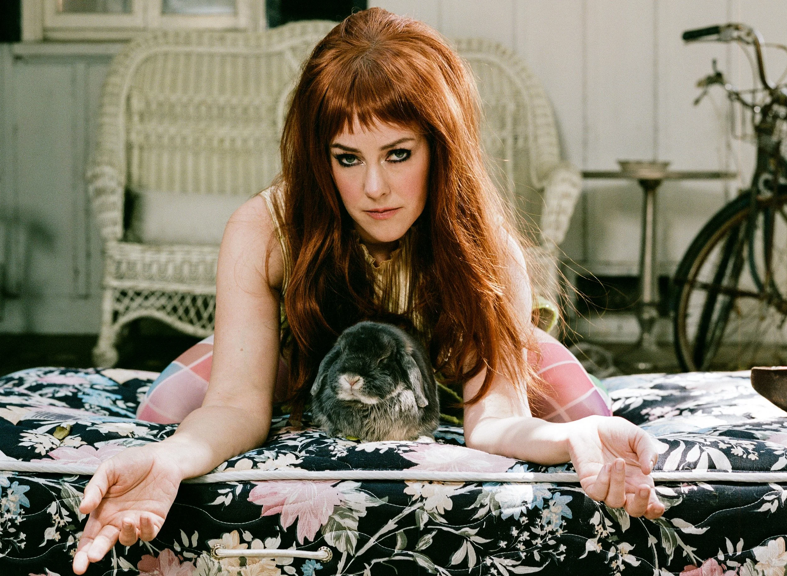 Jena Malone Gina Tonic Polyesterzine polyester zine polyestermagazine magazine hunger games sabrina halle miller interview editorial donnie darko actress filmmaking