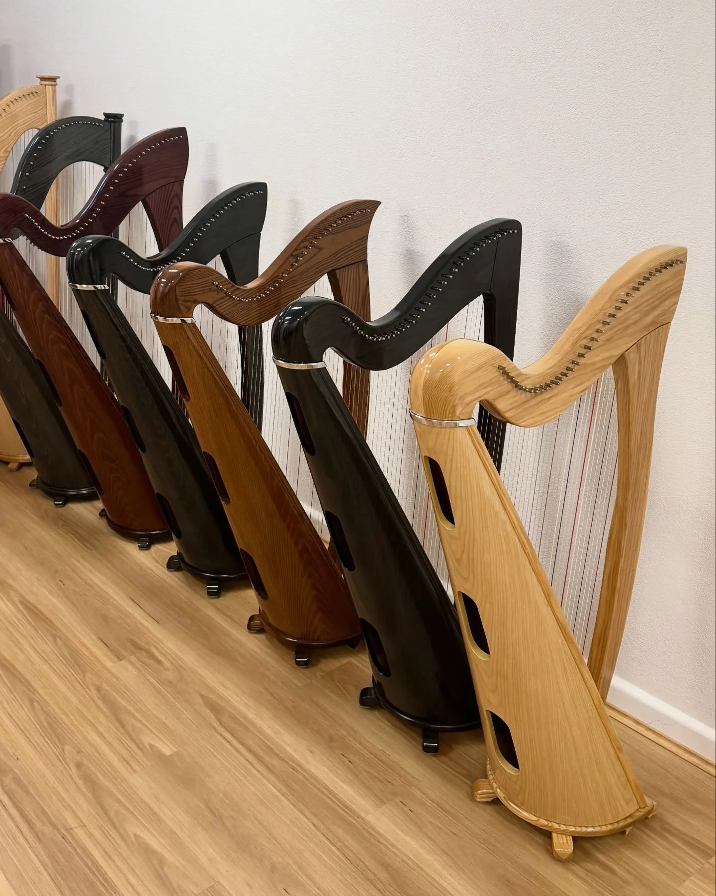Mikel harps