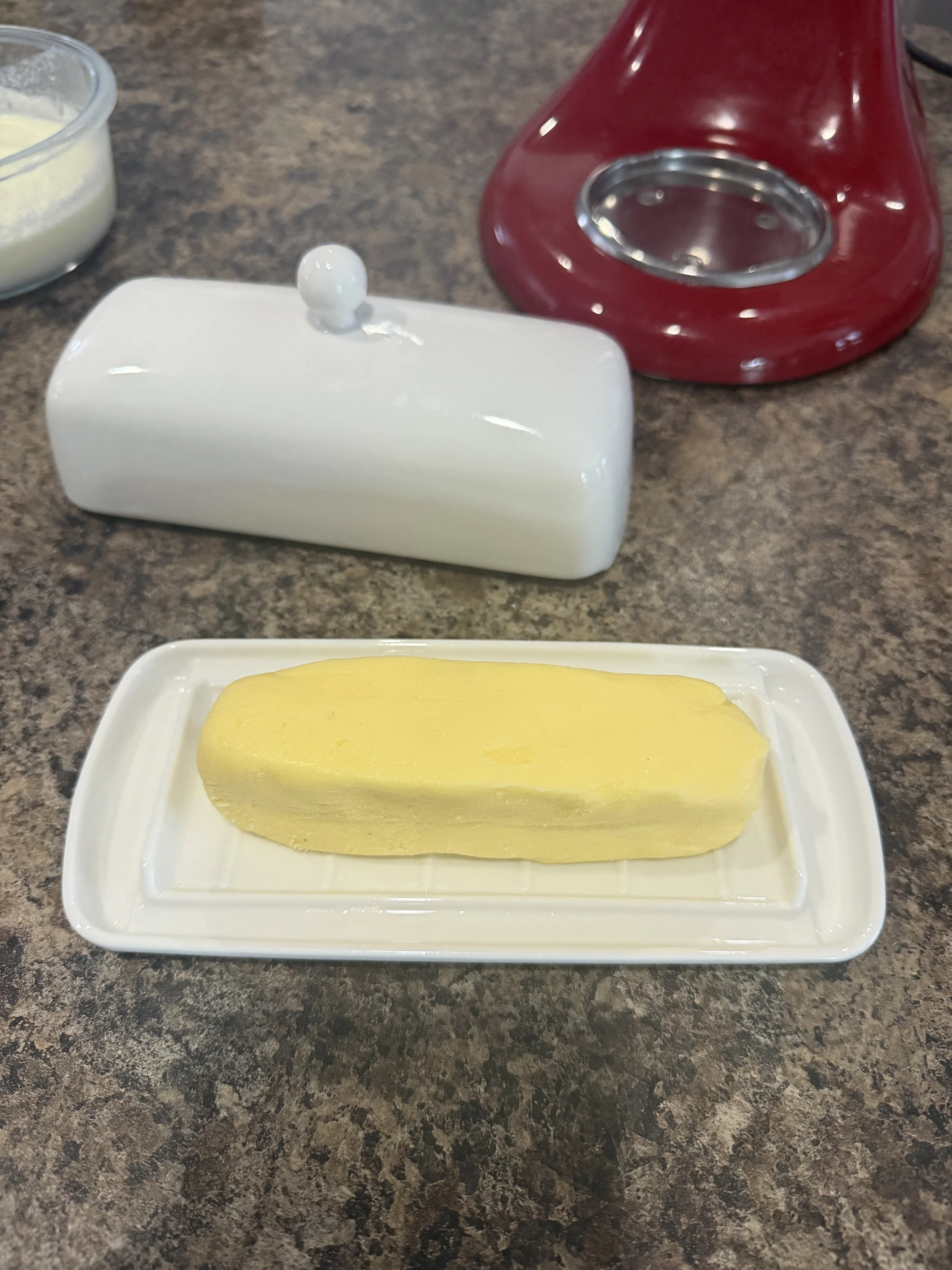Easy Homemade Grass-Fed Butter 