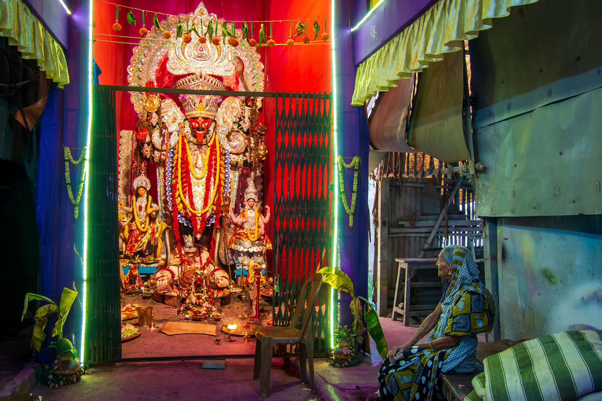Kali shrine in the alleyways of Kumartuli, the potter's quarter in Kolkata, India.