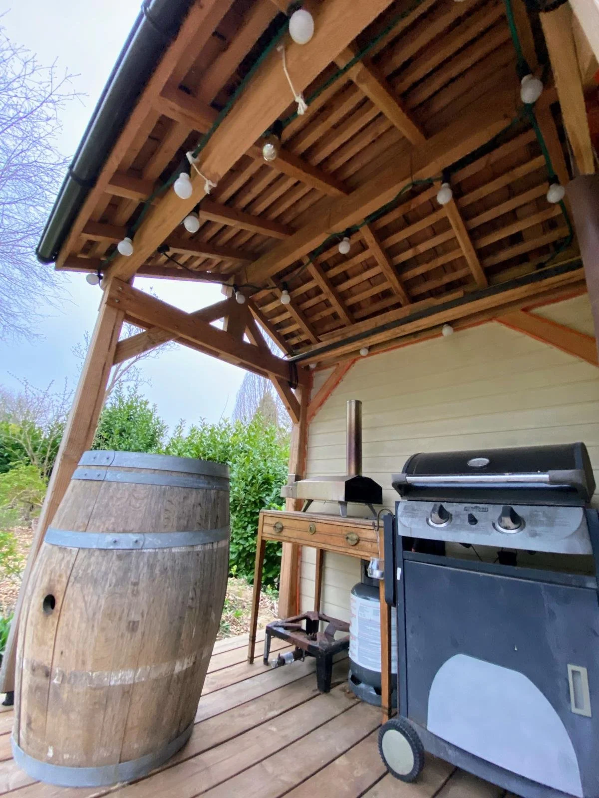 finished roof outdoor kitchen