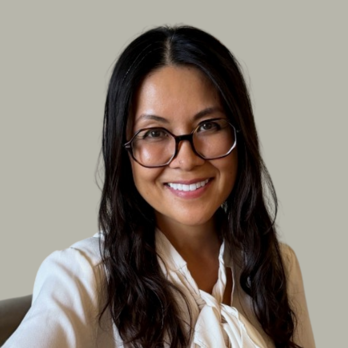 Elizabeth Dang, AMFT