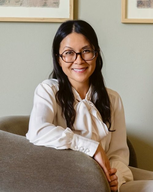 Elizabeth Dang, AMFT