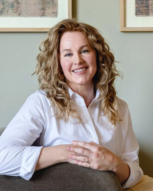 Chandra Breslow, AMFT