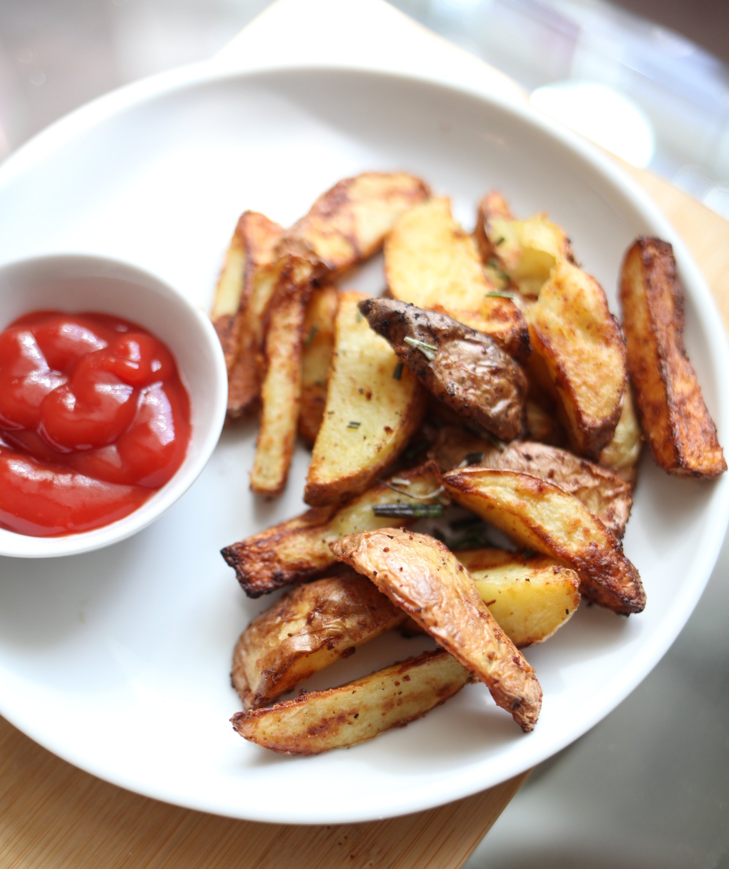 Garlic & Herb Potato Wedges