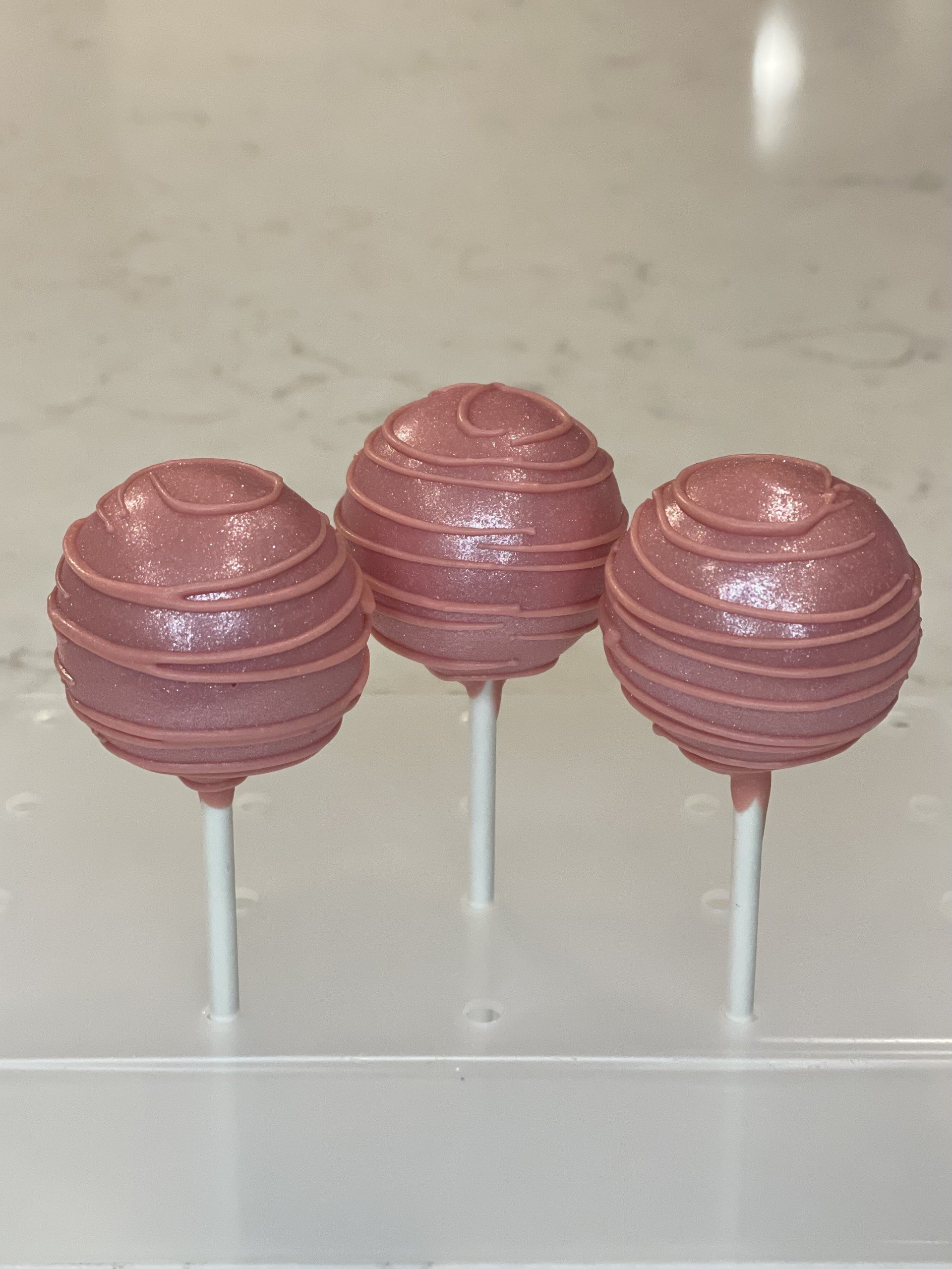 Classic Vanilla Cake Pops