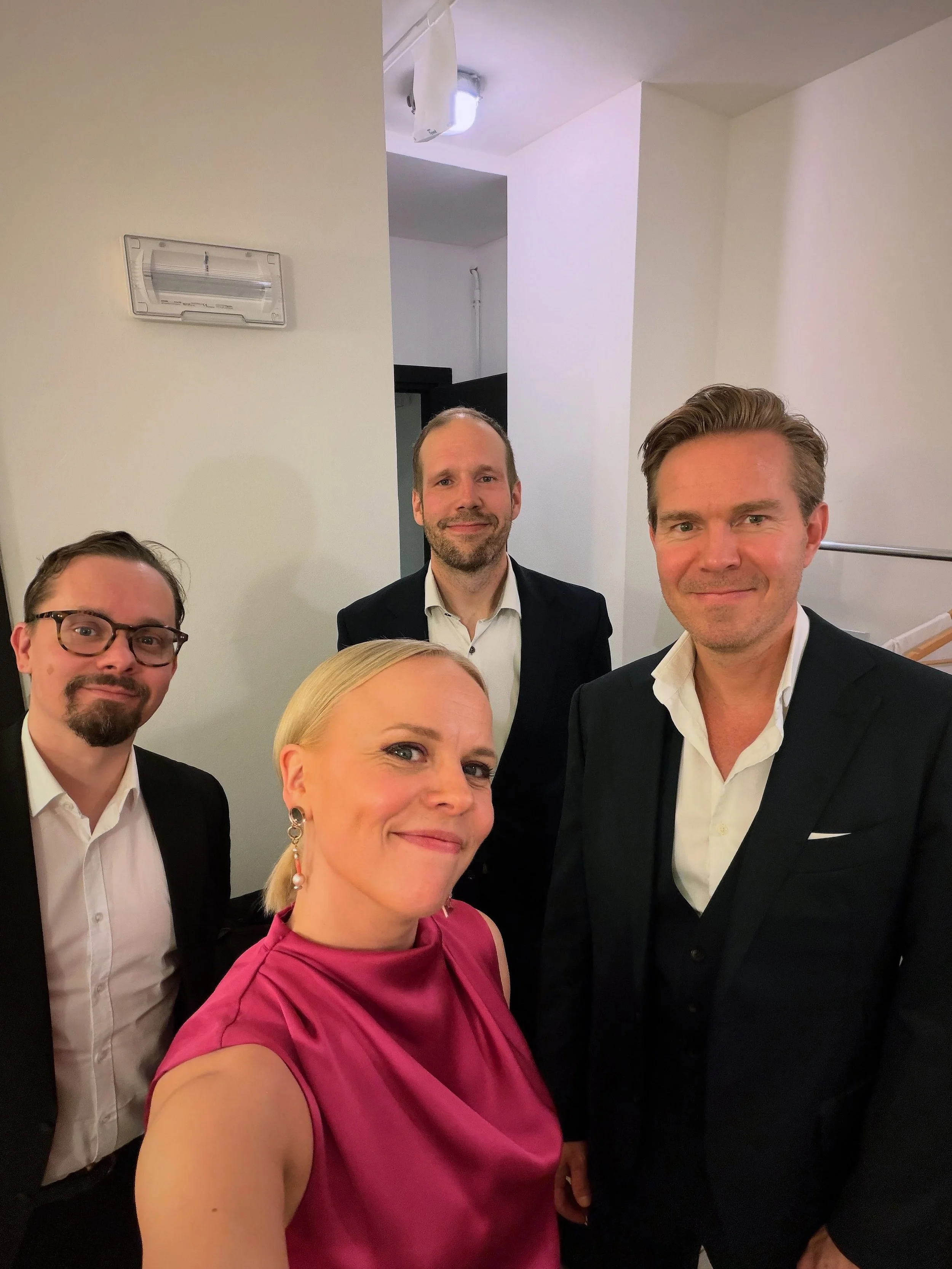 Milano Jazz Vibes, we had a blast! 🩷

@milanojazzvibes #jazz #festival #nordicjazz #milano @joonashaavisto @vherrala #mikkoarlin @teatrofilodrammaticimilano

Thank you Oleg, Lucrezia and everyone involved in the festival! 🙏

@milanojazzvibes #jazz 