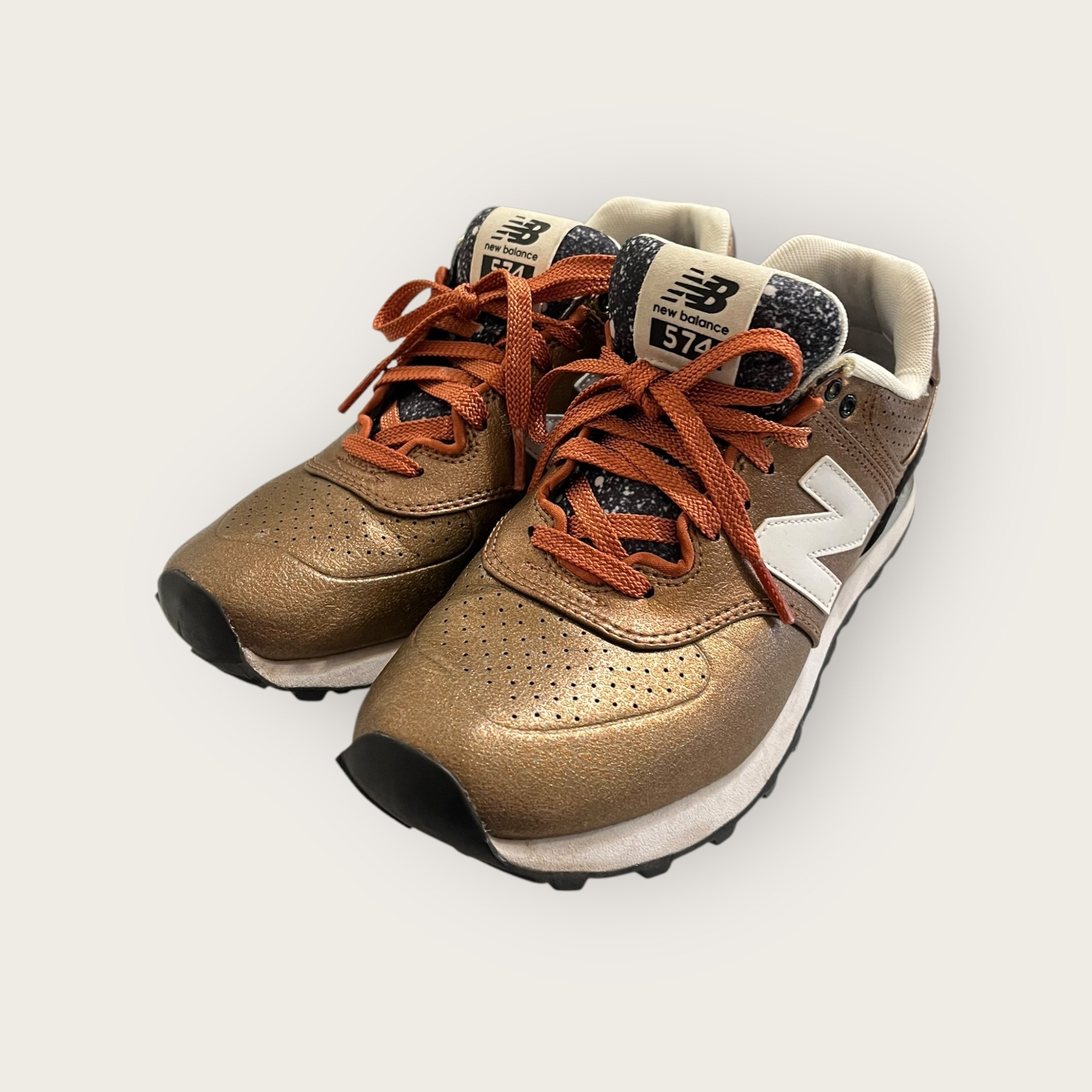 adomimod.com-new-balance-574-sneakers-cuivrees-pointure-39Photoroom_000_20241217_154018.jpg