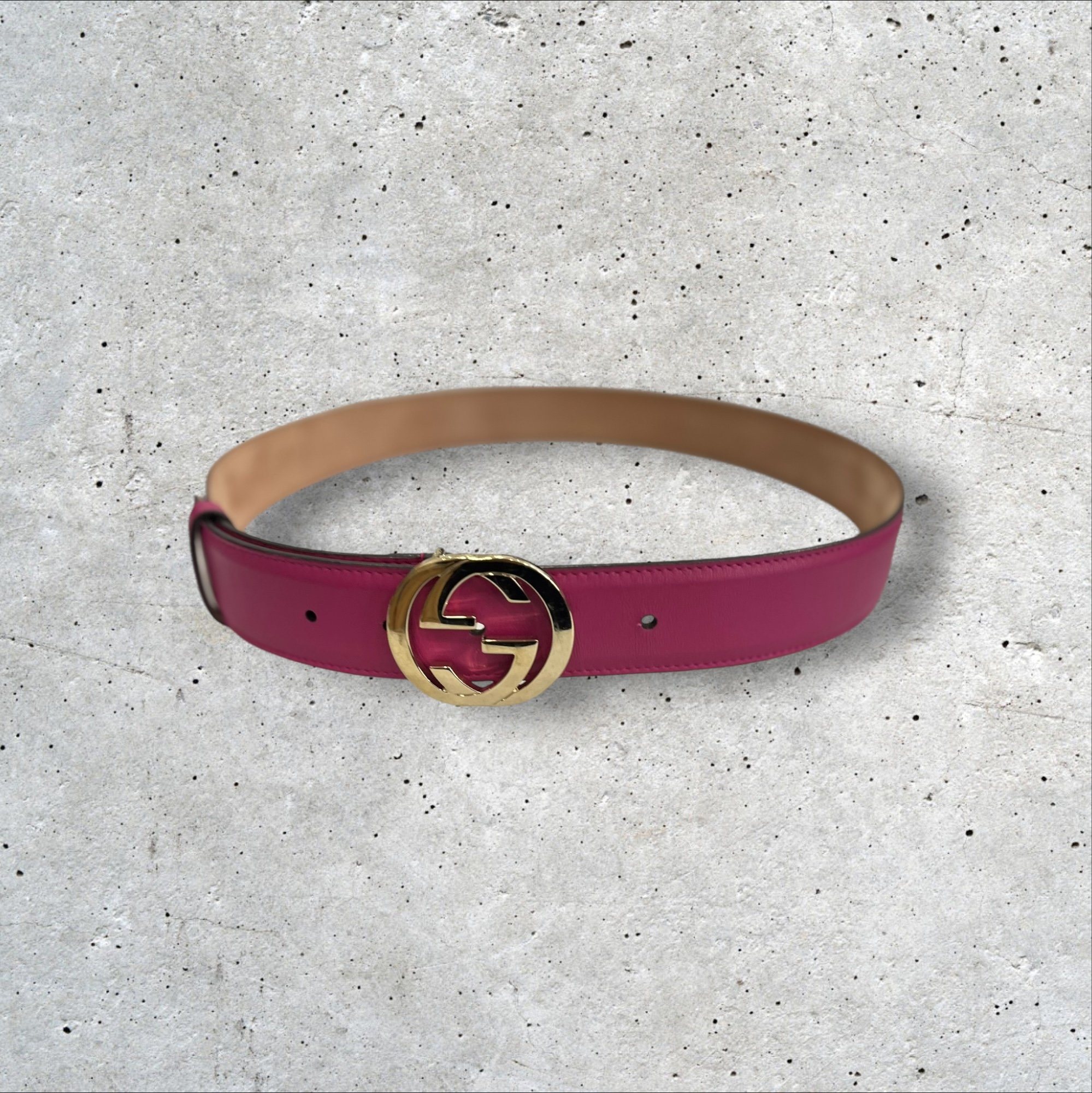 adomimod.com-gucci-ceinture-cuir-rose-taille-85Photoroom_008_20241003_143522.jpg