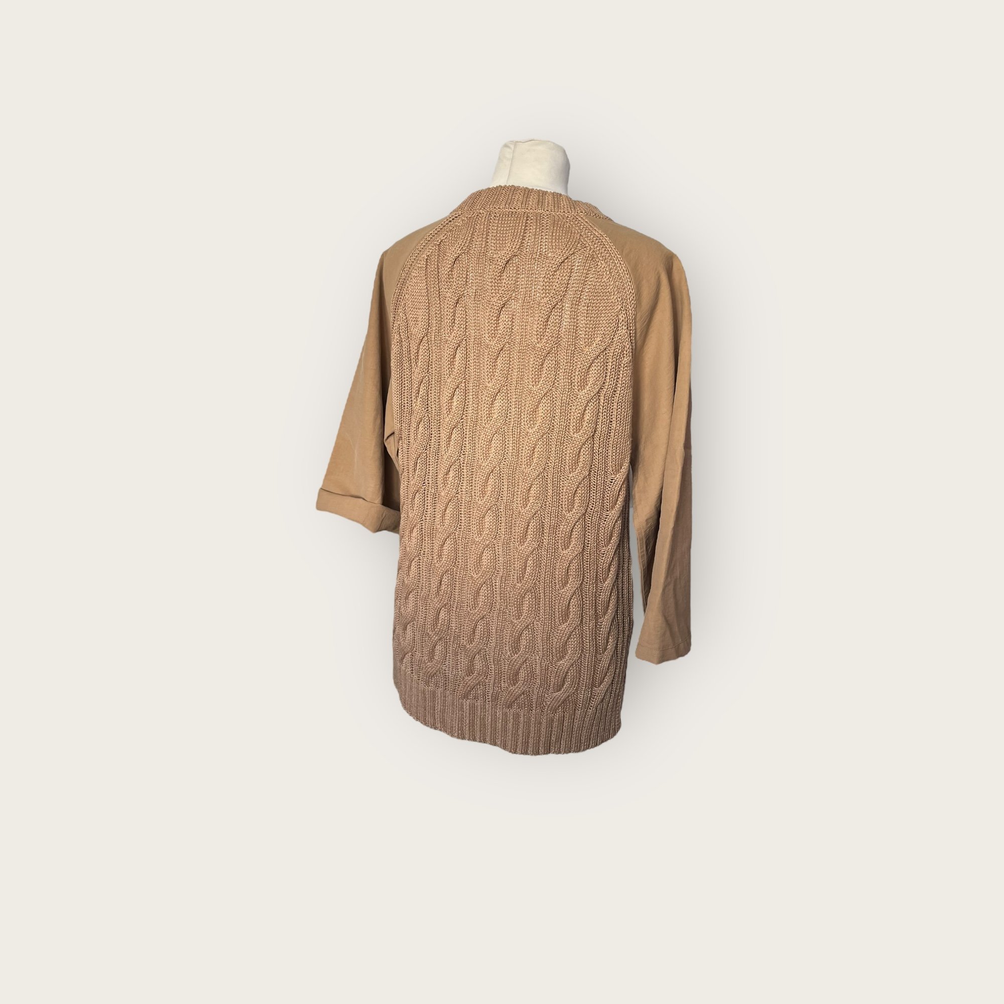 adomimod.com-max-mara-pull-torsade-taille-mPhotoroom_005_20250227_160556.jpg