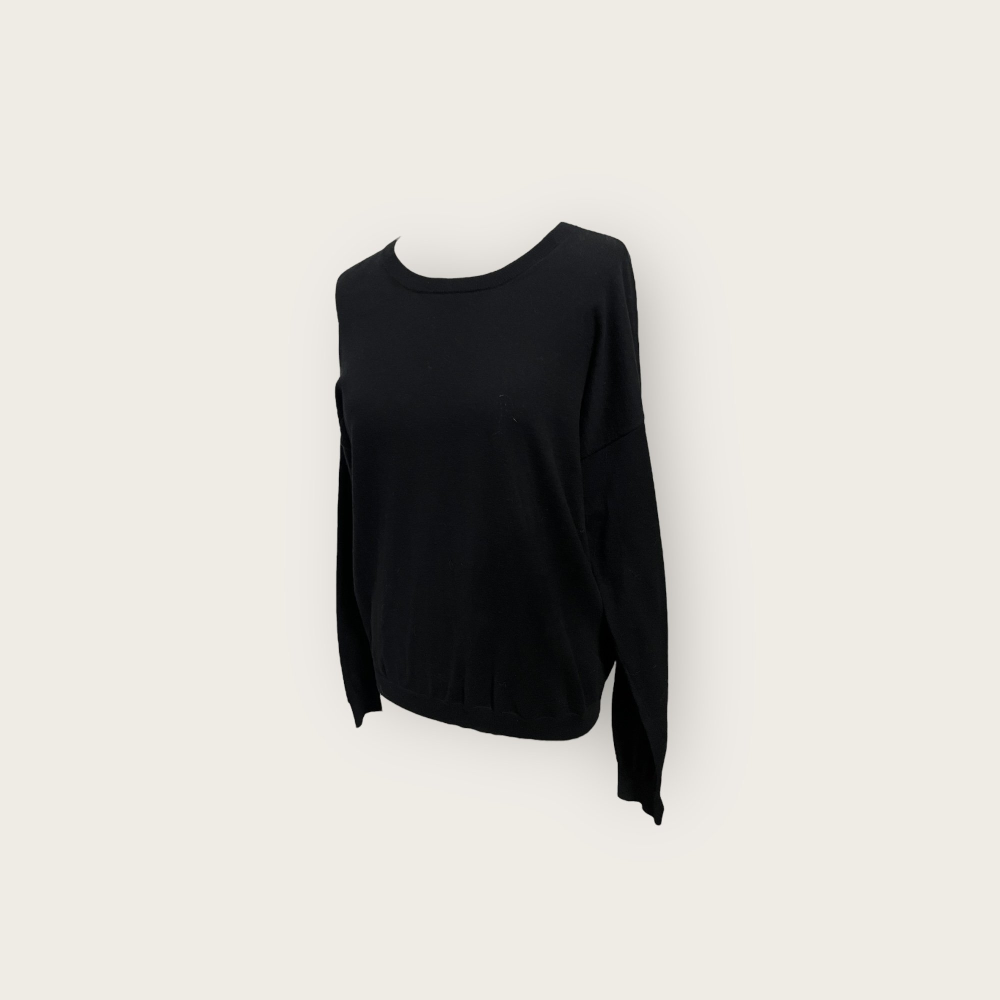 adomimod.com-zadig-voltaire-pull-noir-coton-TSPhotoroom_005_20250206_175219.jpg