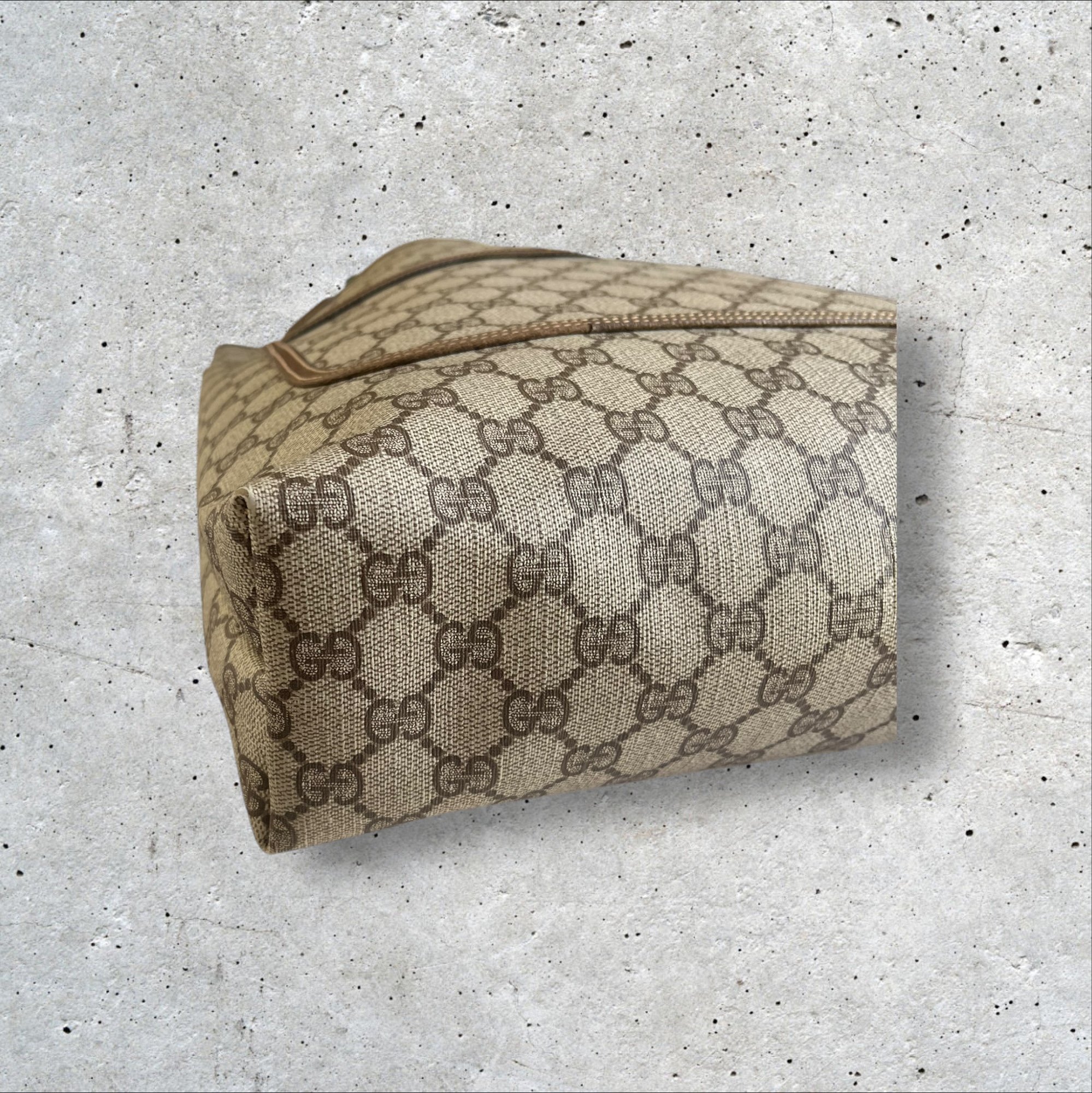adomimod.com-gucci-cabas-ophidia-toile-supremePhotoroom_006_20250318_150035.jpeg
