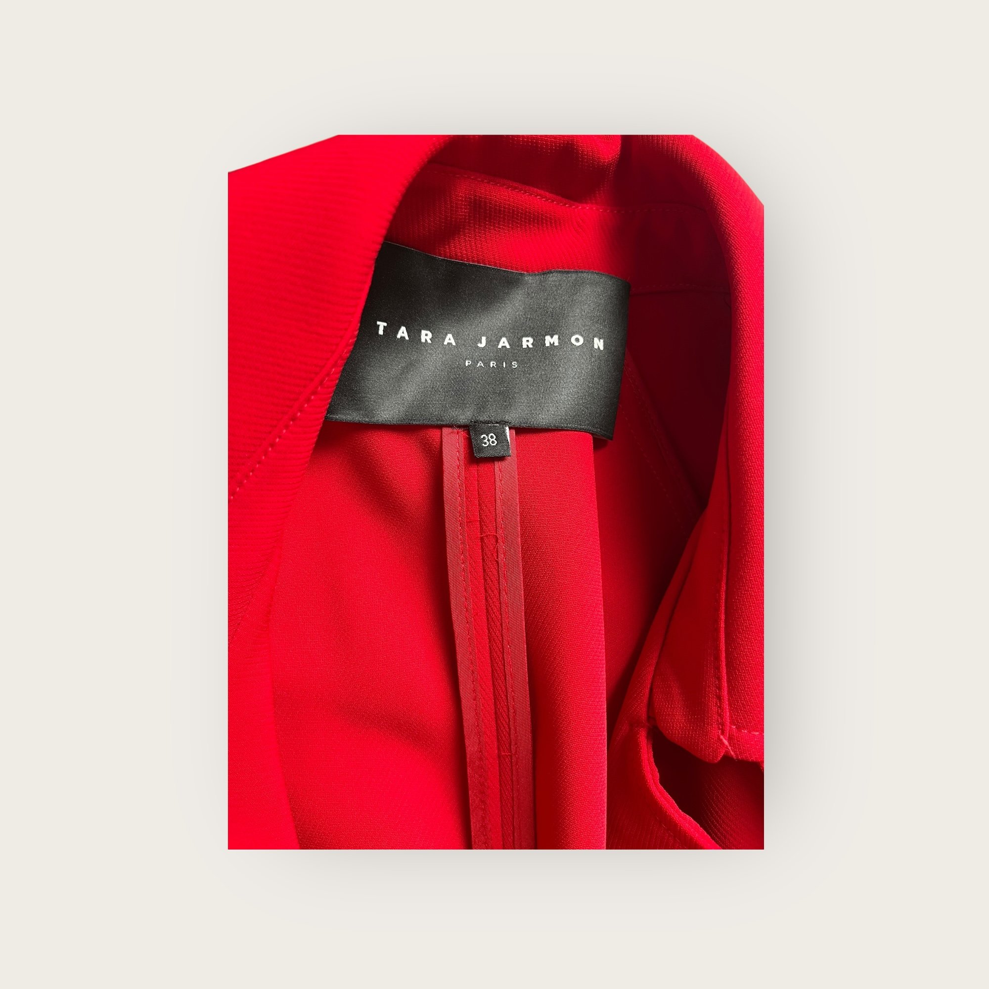 adomimod.com-TARA_JARMON_TRENCH_FLUIDE_ROUGE_TAILLE_38-40Photoroom_009_20250520_151518.jpeg