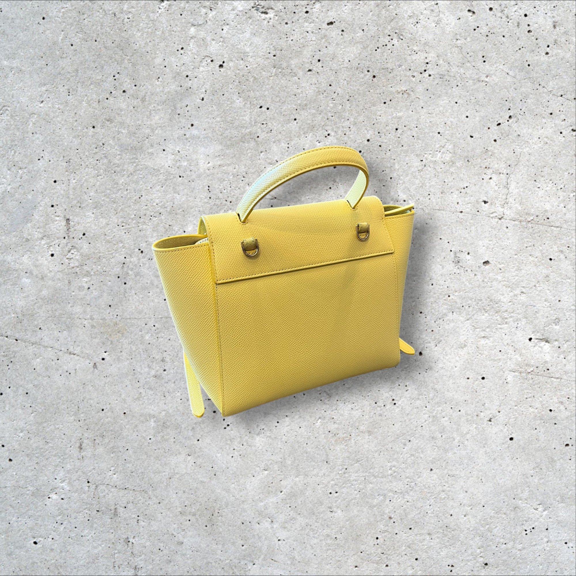 adomimod.com-celine-sac-belt-nano-cuir-jaunePhotoroom_002_20250426_170502.jpeg