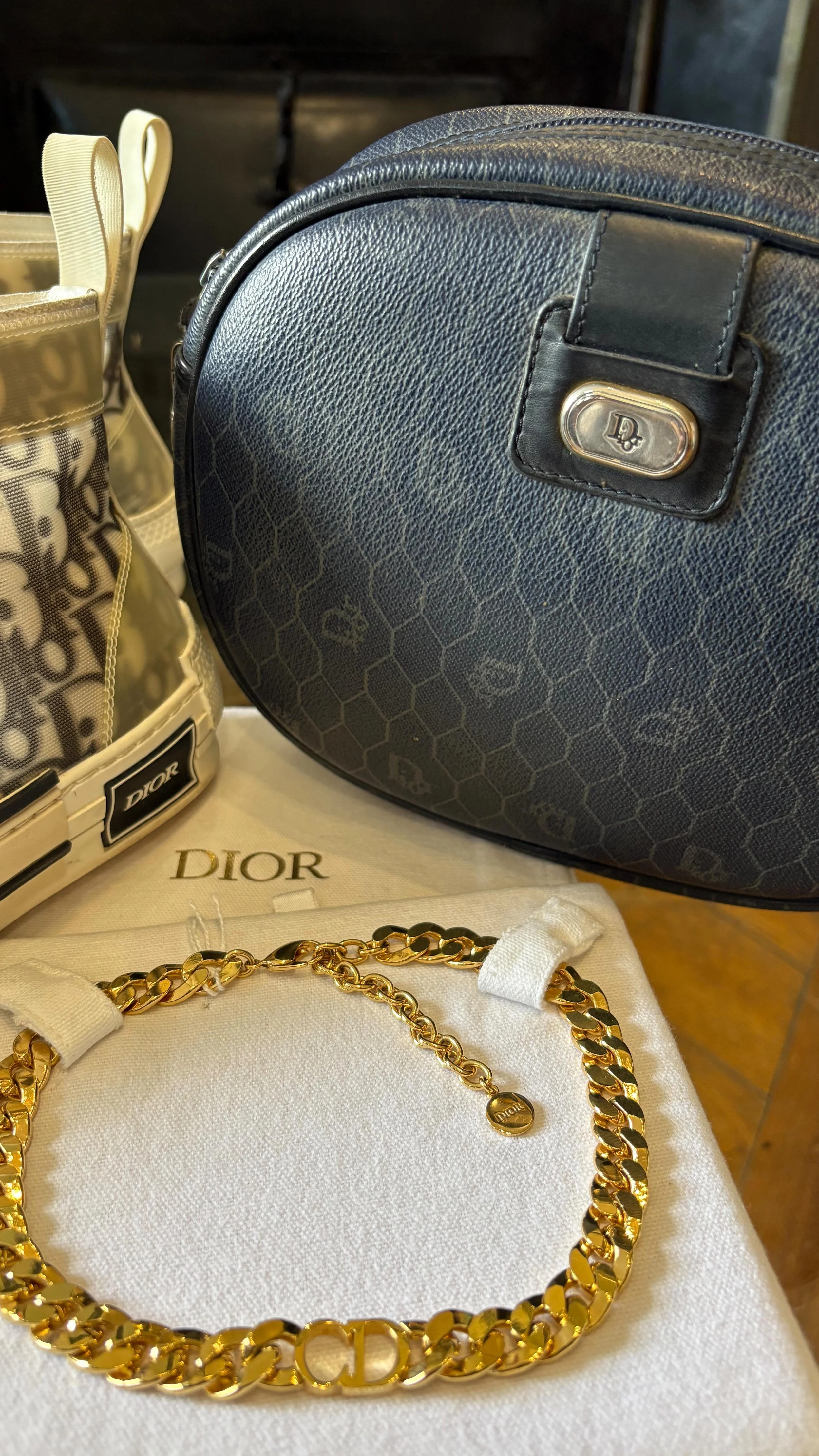 NOUVEAUTES DIOR & BAISSE de PRIX DIOR
On est comme ça au Showroom ADM 😉