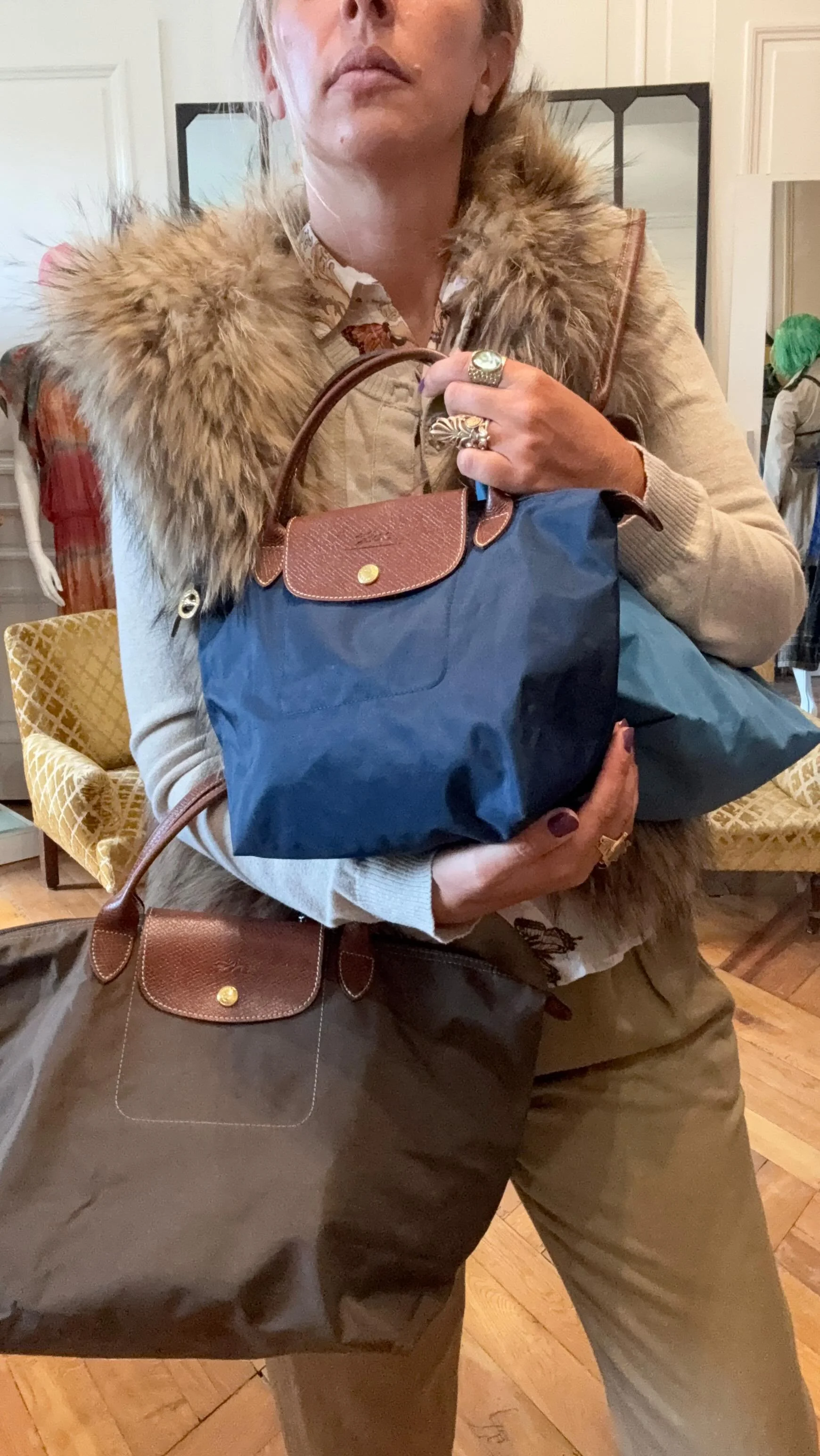 ✨NOUVEAUTES✨
Sacs Pliage Longchamp
Gilet Fourrure Zadig & Voltaire Deluxe
Chemise soie The Kooples
Pantalon Sandro