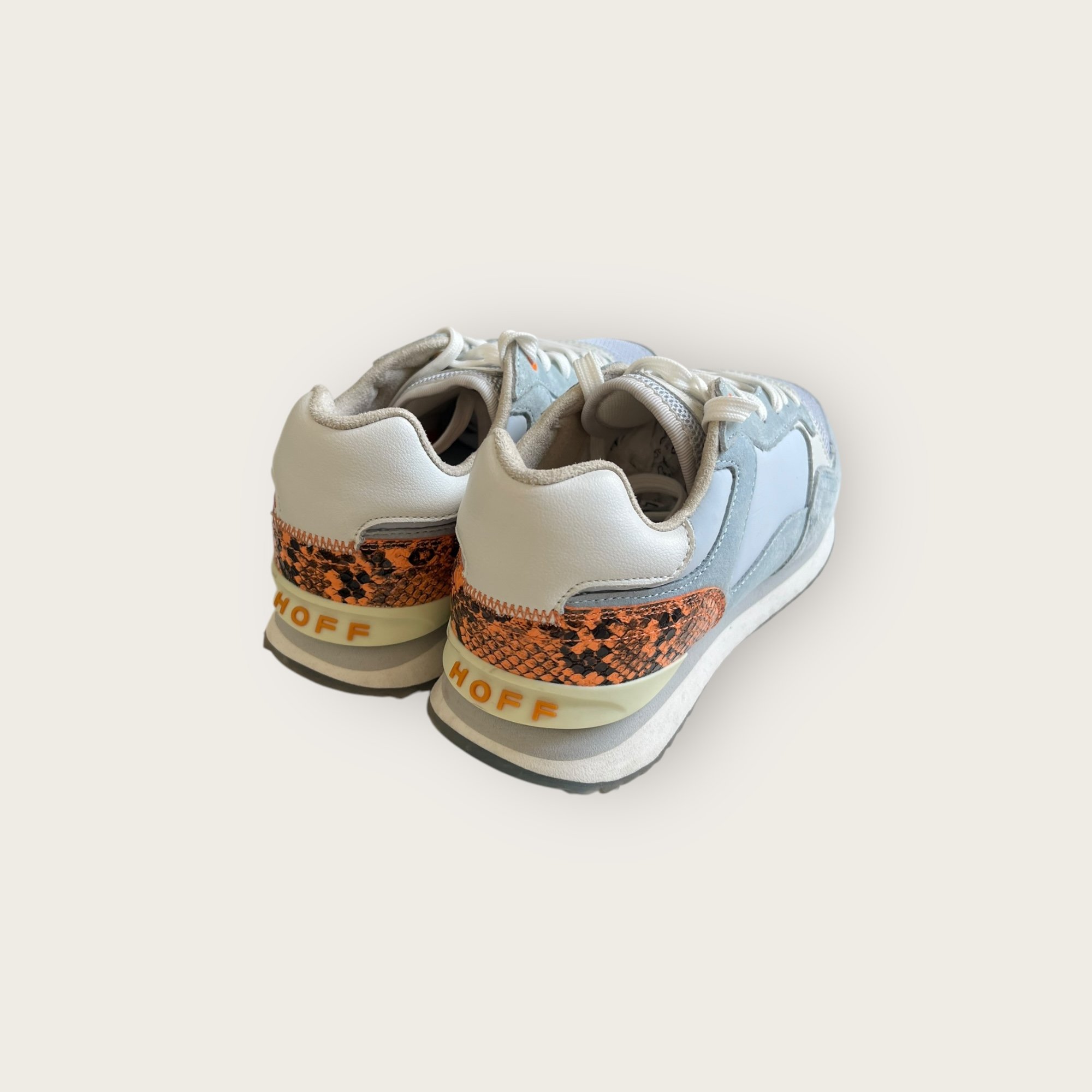 adomimod.com-hoff-baskets-cuir-bleu-pointure-38Photoroom_005_20250422_111925.jpeg