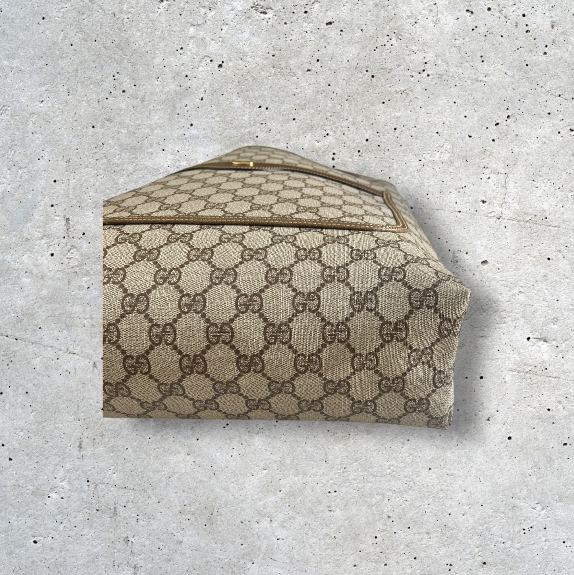 adomimod.com-gucci-cabas-ophidia-toile-supremePhotoroom_005_20250318_150035.jpeg