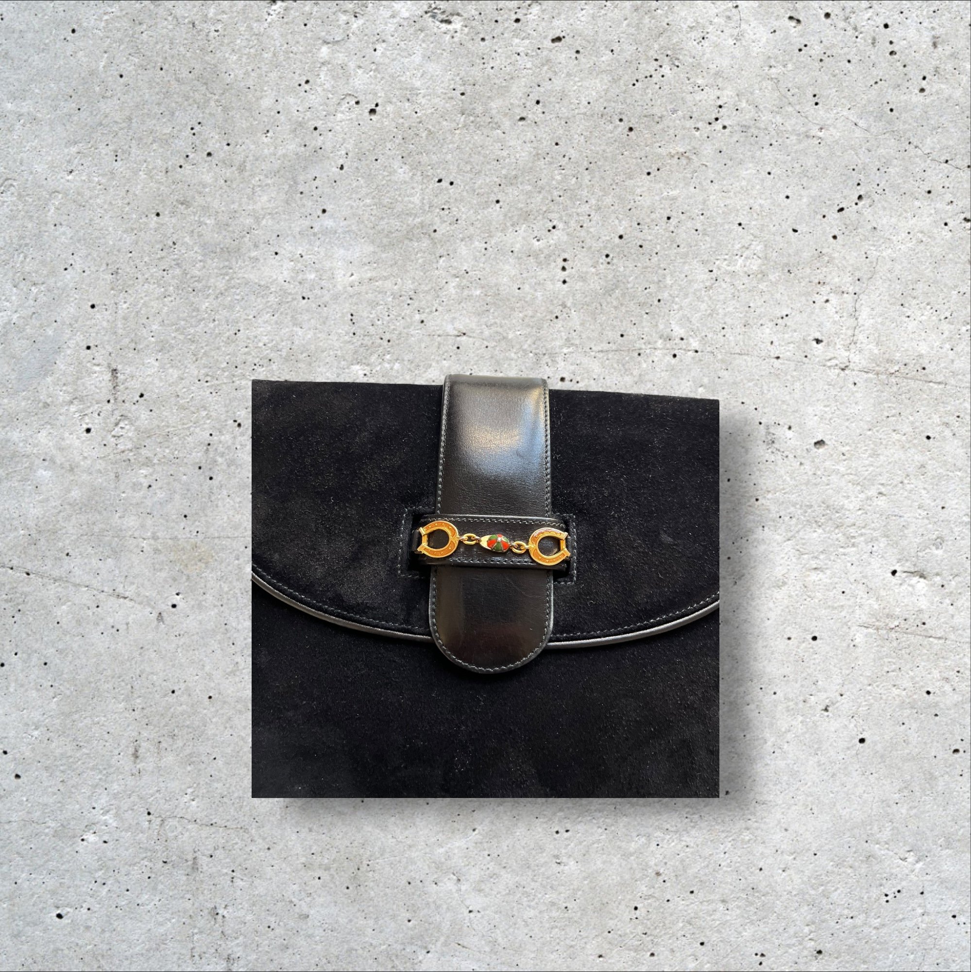 adomimod.com-gucci-sac-nubuck-noirPhotoroom_010_20250404_181000.jpeg