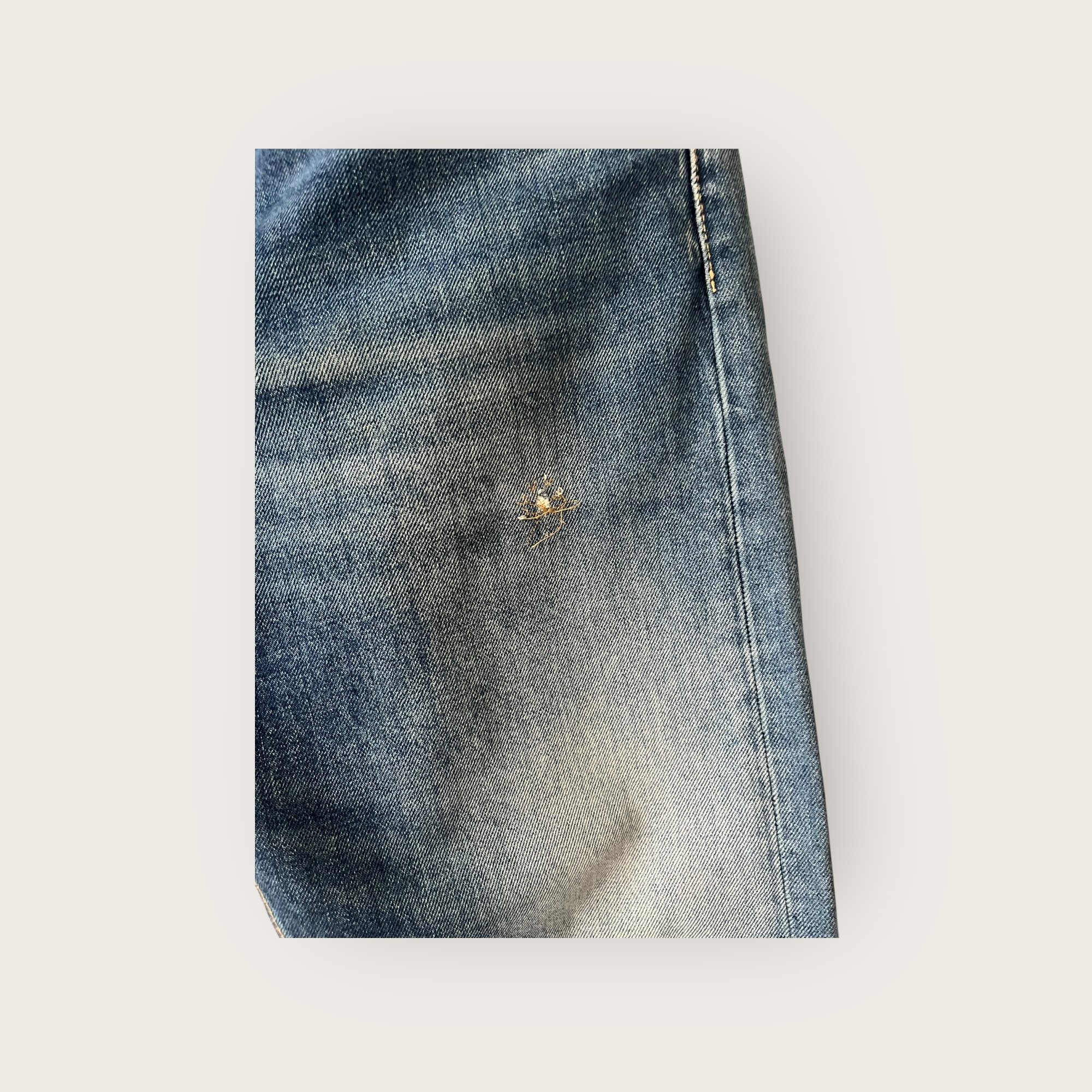 adomimod.com-haikure-jeans-carotte-taille-31Photoroom_006_20250423_155442.jpeg