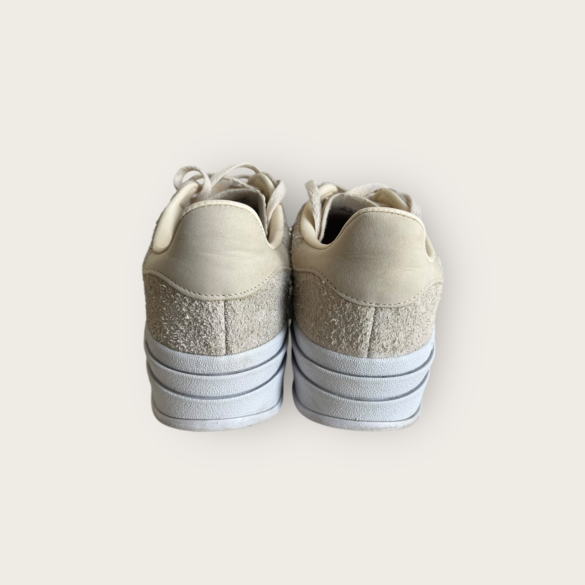 adomimod.com-adidas-gazelle-ecru-compensee-pointure-38Photoroom_006_20250403_145304.jpeg
