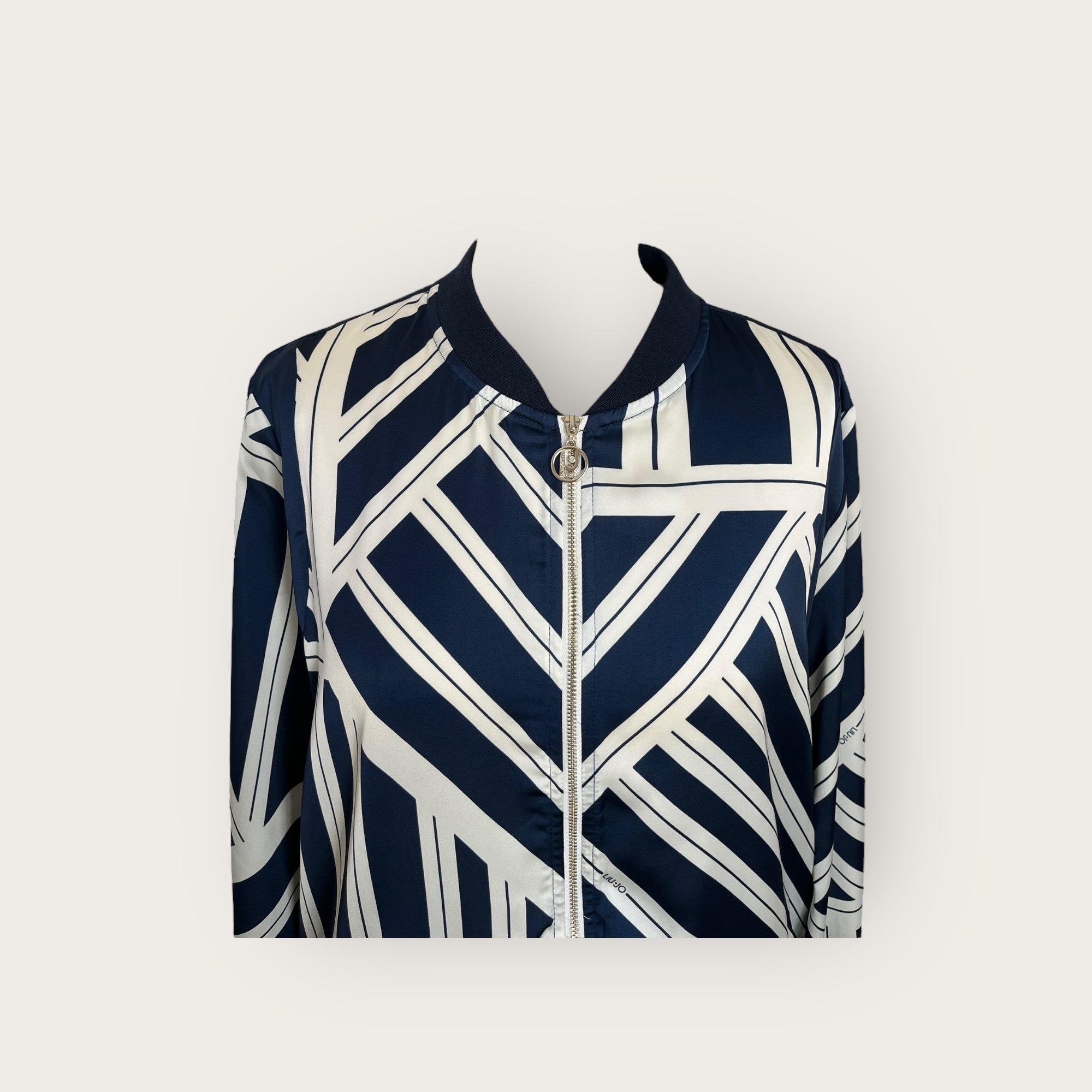 adomimod.com-liu-jo-bomber-marine-ecru-taille-38Photoroom_006_20250422_150833.jpeg