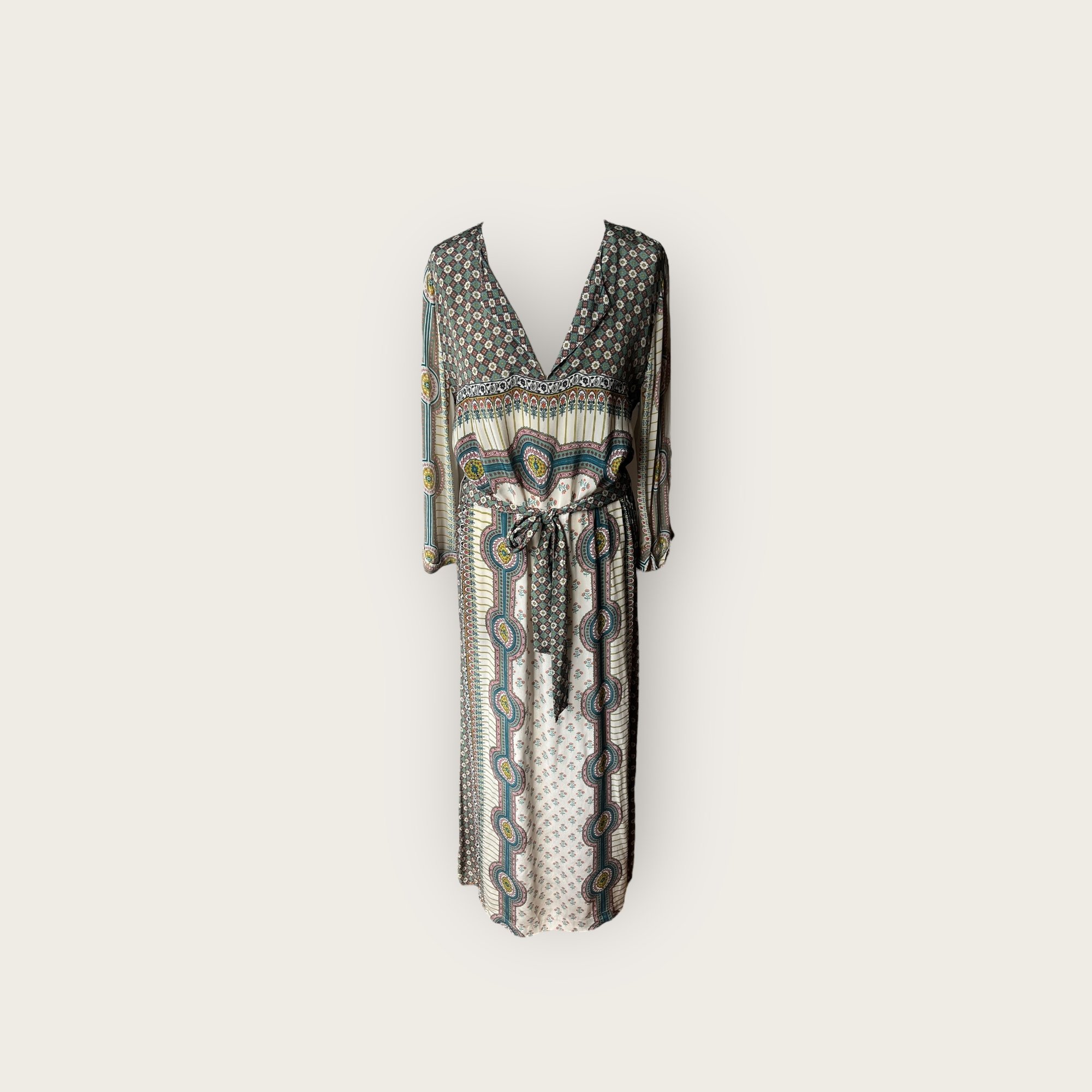adomimod.com-STELLA_FOREST_ROBE_LONGUE_TAILLE_40_42Photoroom_011_20250521_170112.jpeg