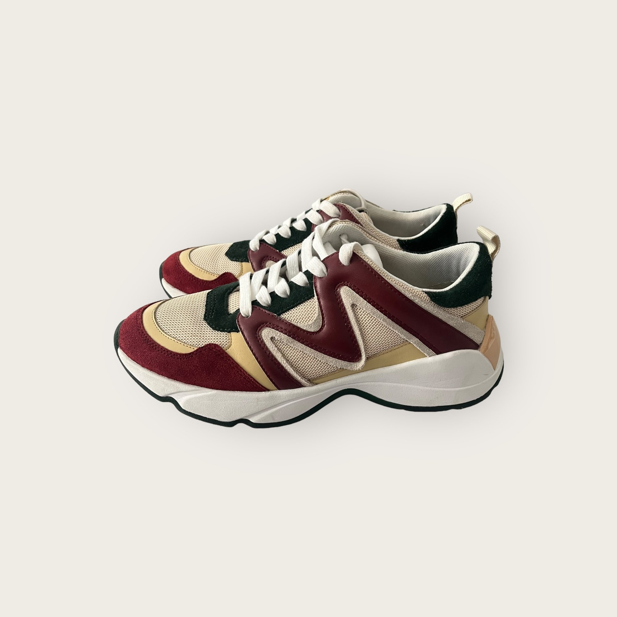 adomimod.com-MAJE-sneakers-basket-pointure-38Photoroom_007_20240801_143113.jpg