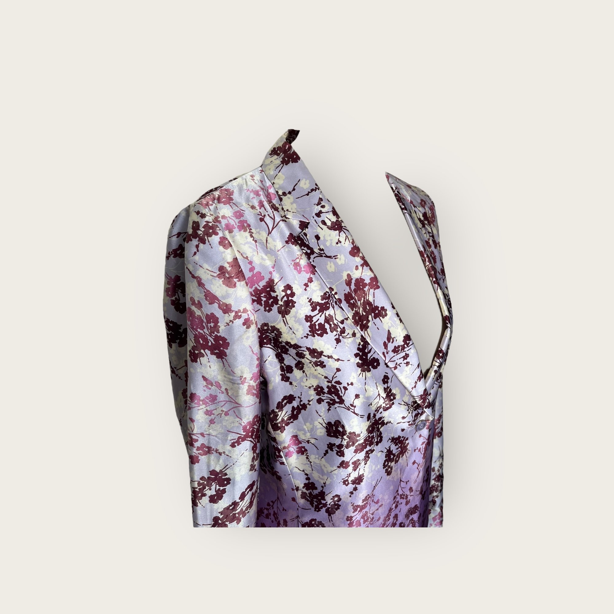 adomimod.com-liu-jo-veste-soie-violet-fleurs-taille-40Photoroom_000_20250410_151711.jpeg