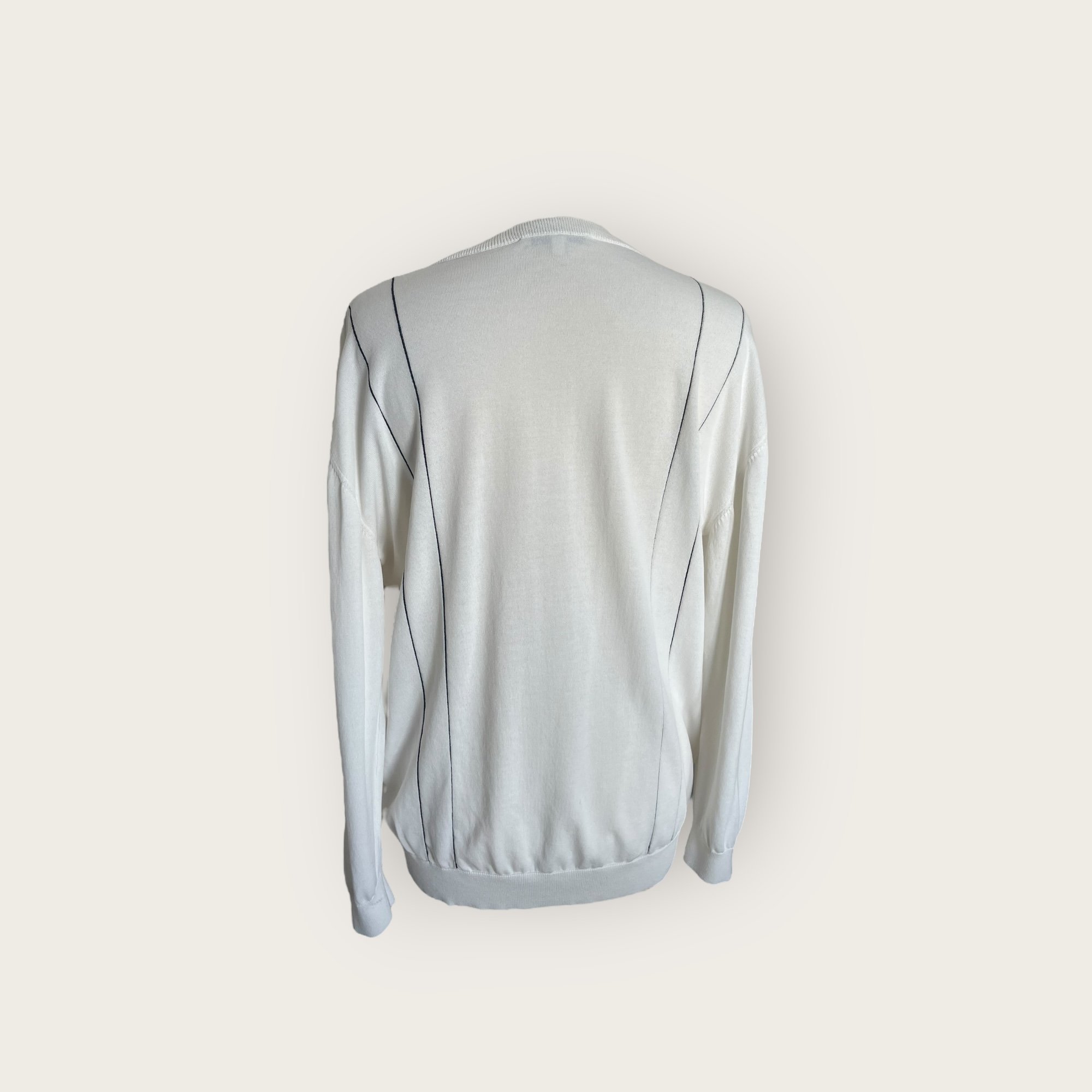 adomimod.com-iro-pull-maille-ete-blanc-galon-noir-taille-MPhotoroom_004_20250408_155942.jpeg