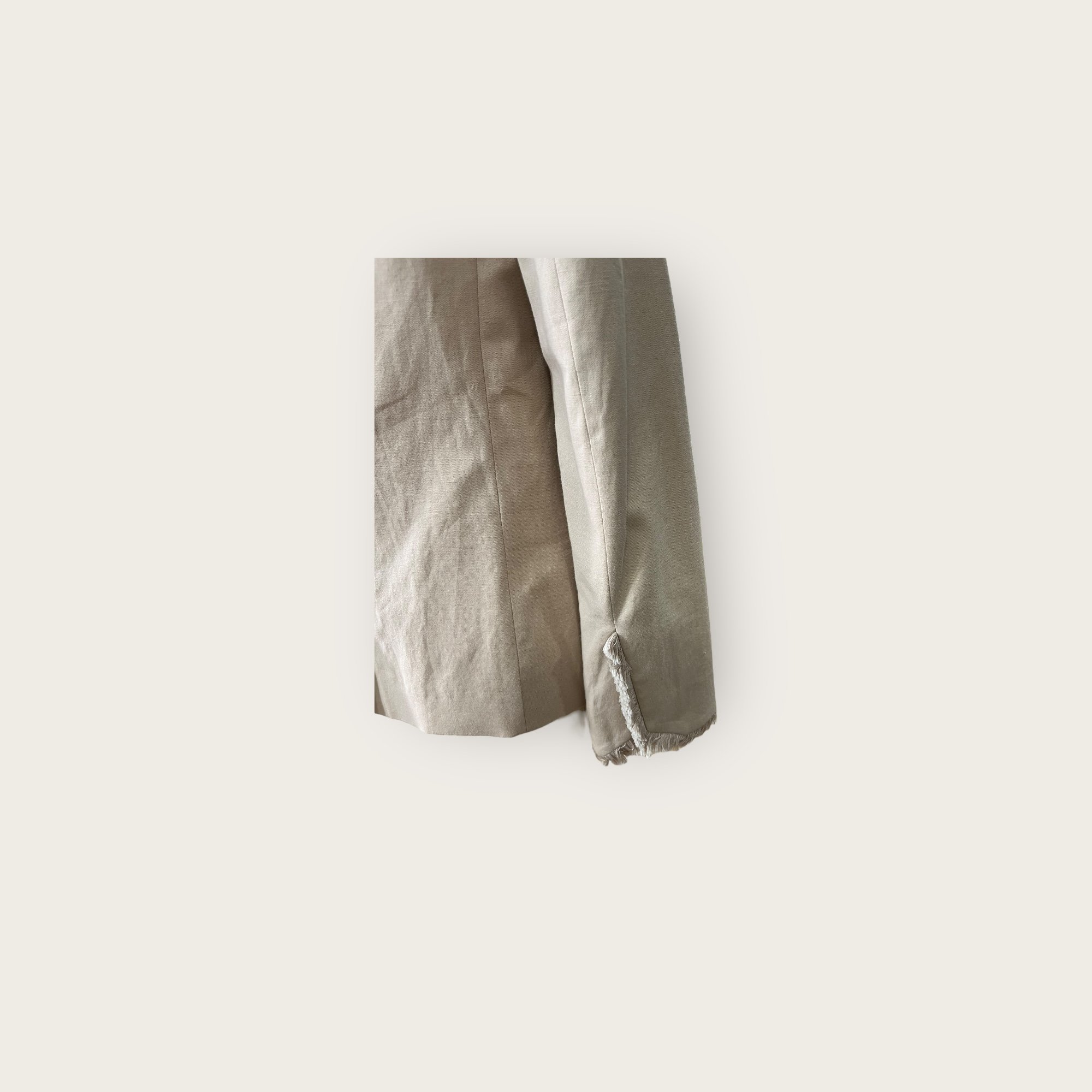 adomimod.com-zadig-voltaire-blazer-coton-nude-taille-36Photoroom_000_20240919_163804.jpg