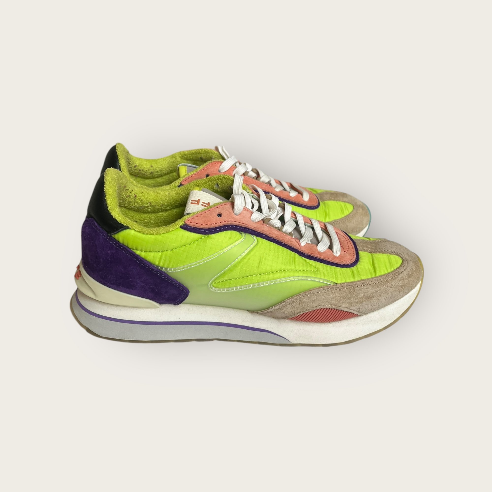 adomimod.com-HOFF_SNEAKERS_FLUO_VERT_p39Photoroom_001_20250327_142624.jpeg