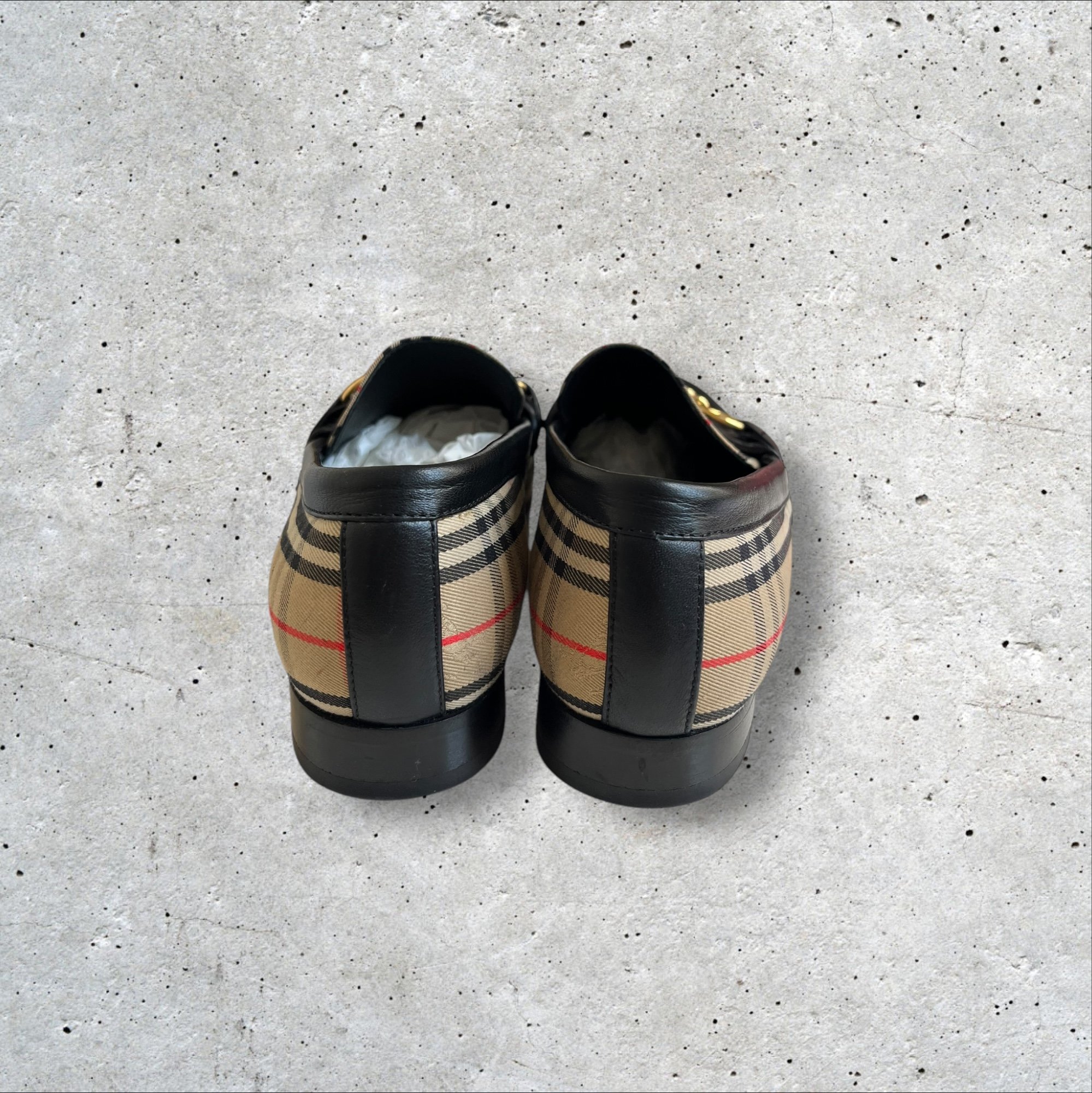 adomimod.com-burberry-mocassins-cuir-motif-check-pointure-38Photoroom_007_20250328_145828.jpeg