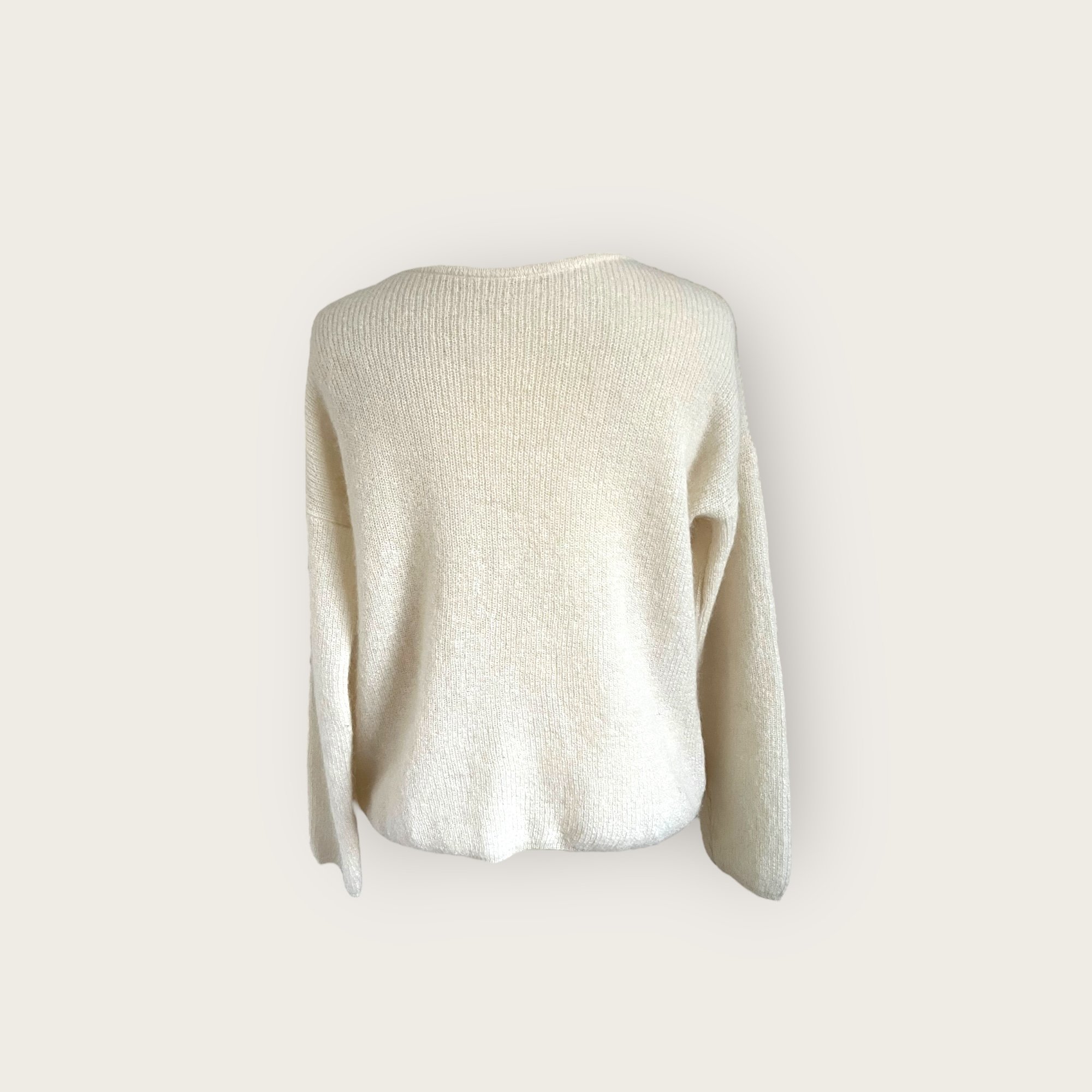 adomimod.com-sezane-gilet-maille-ecru-taille-madomimod.com-sezane-pull-maille-ecru-taille-mPhotoroom_001_20250130_160638.jpg